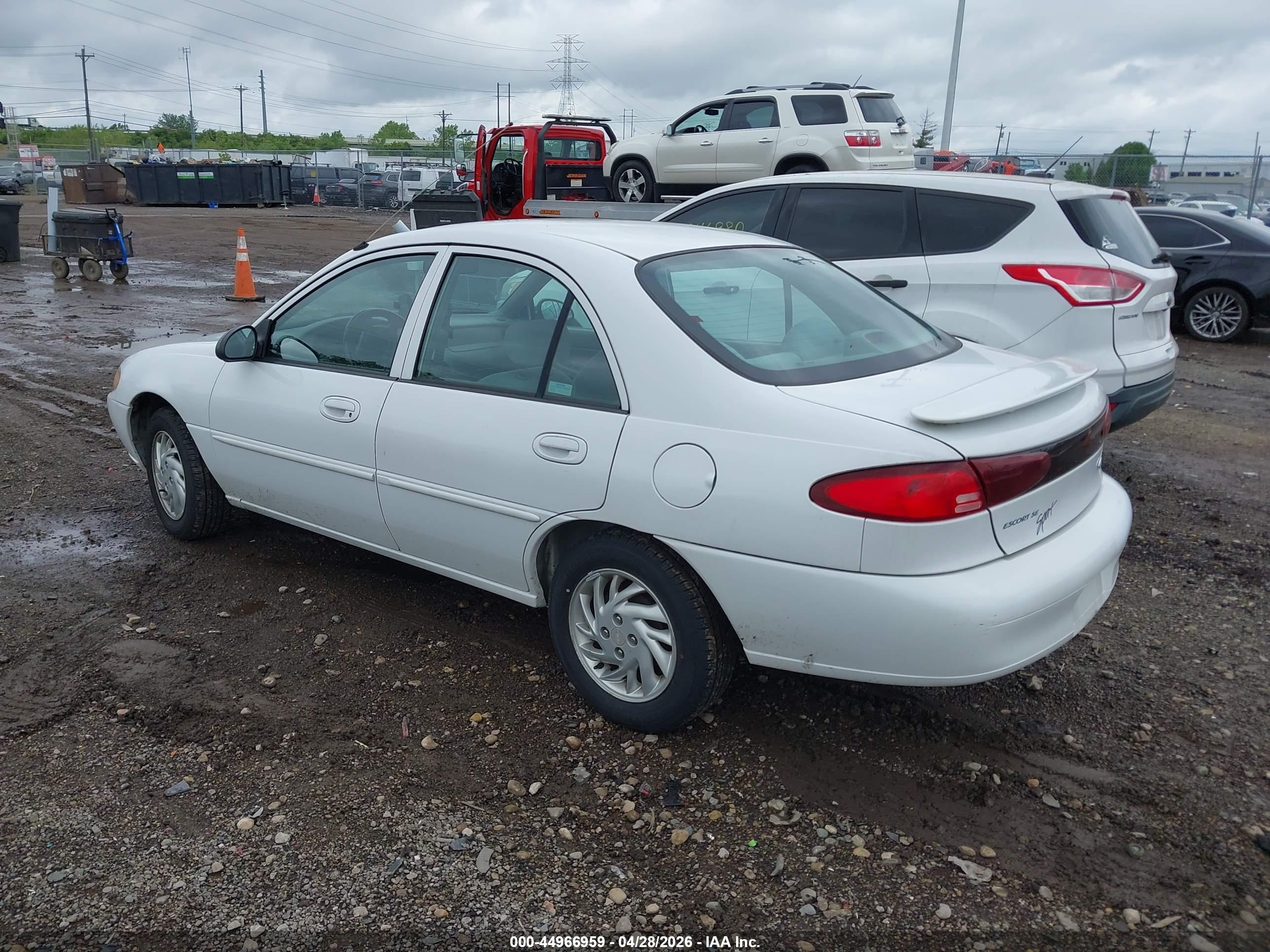 FORD ESCORT image 3