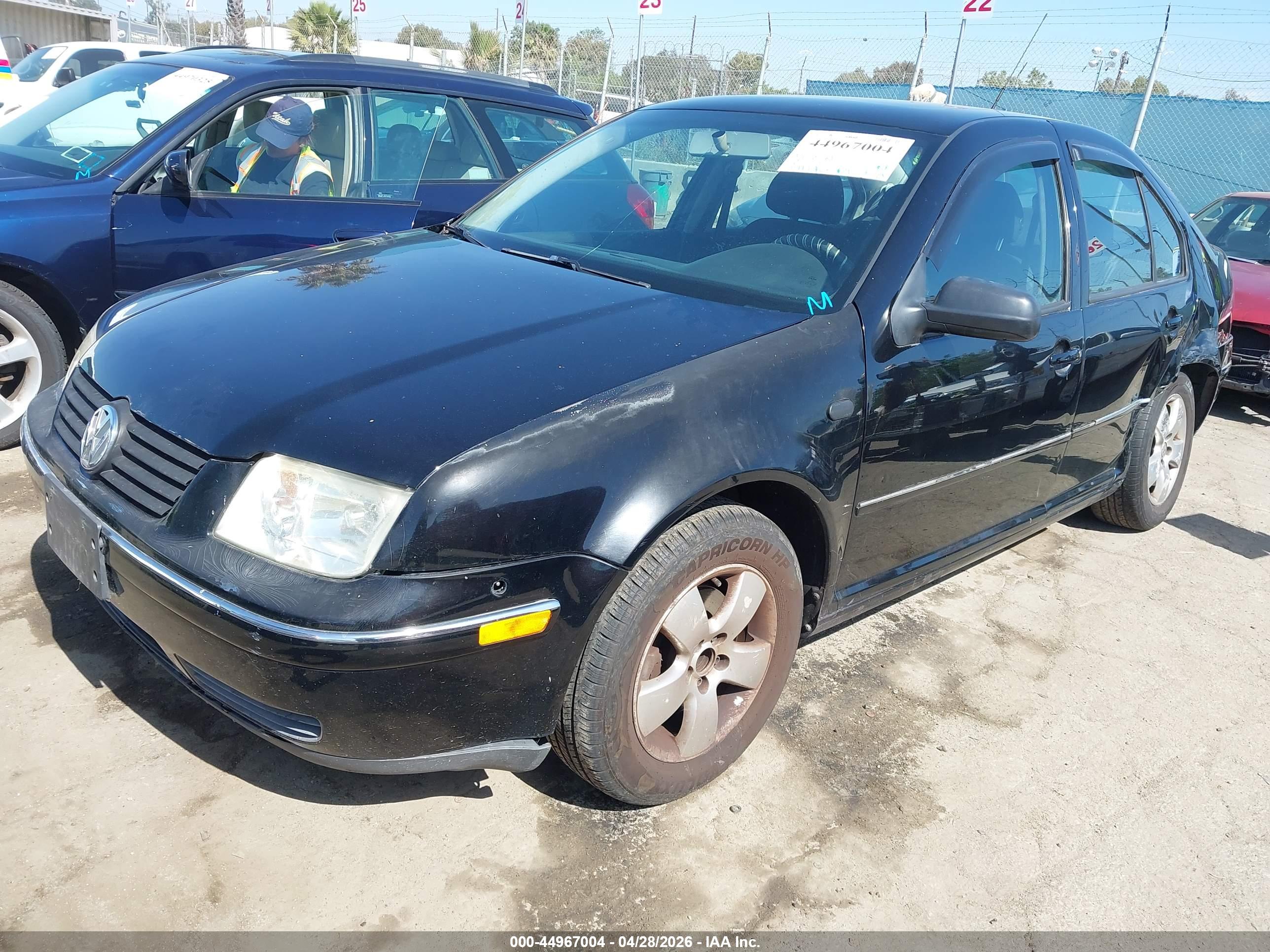 VOLKSWAGEN JETTA image 2