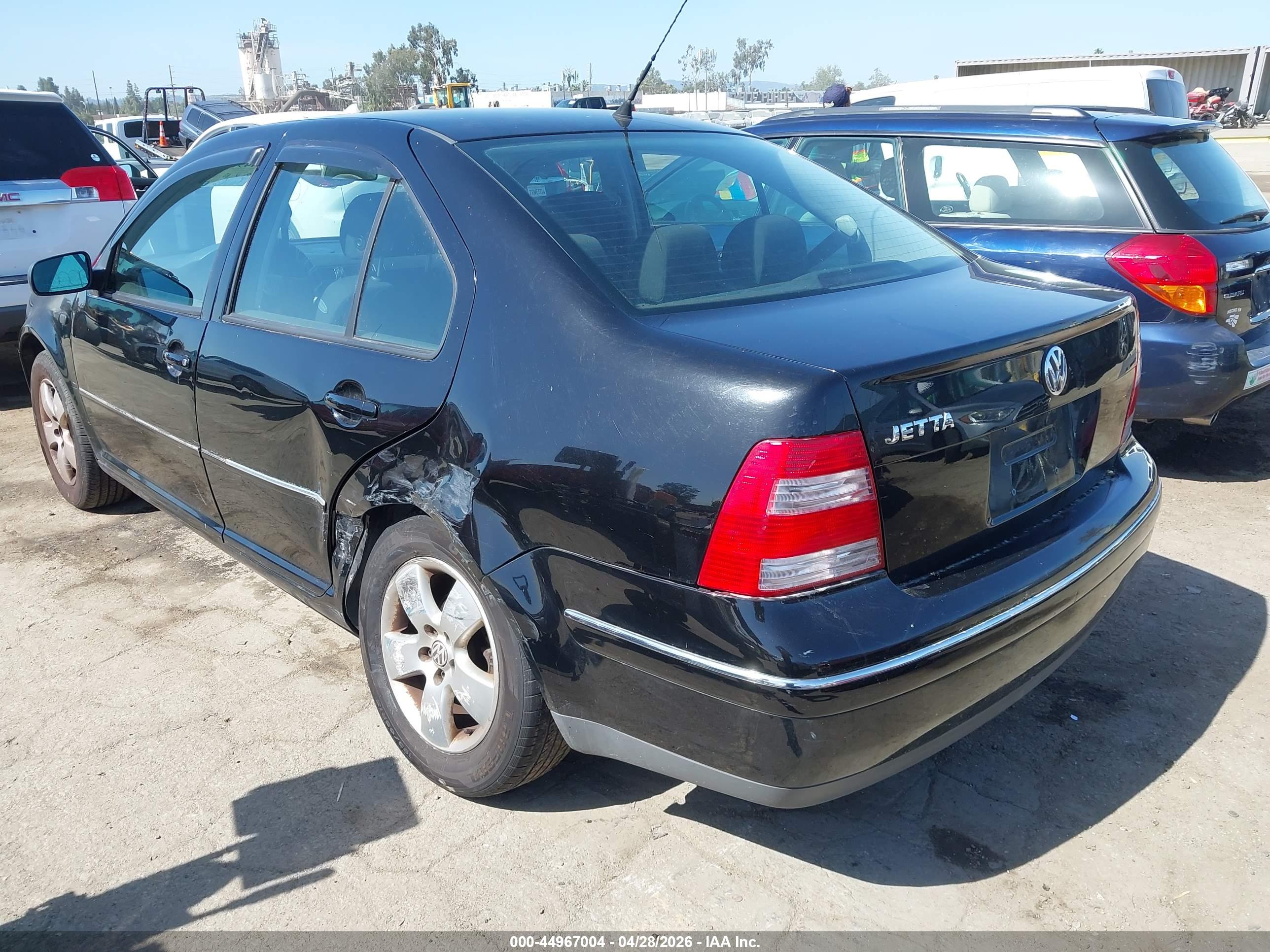 VOLKSWAGEN JETTA image 3