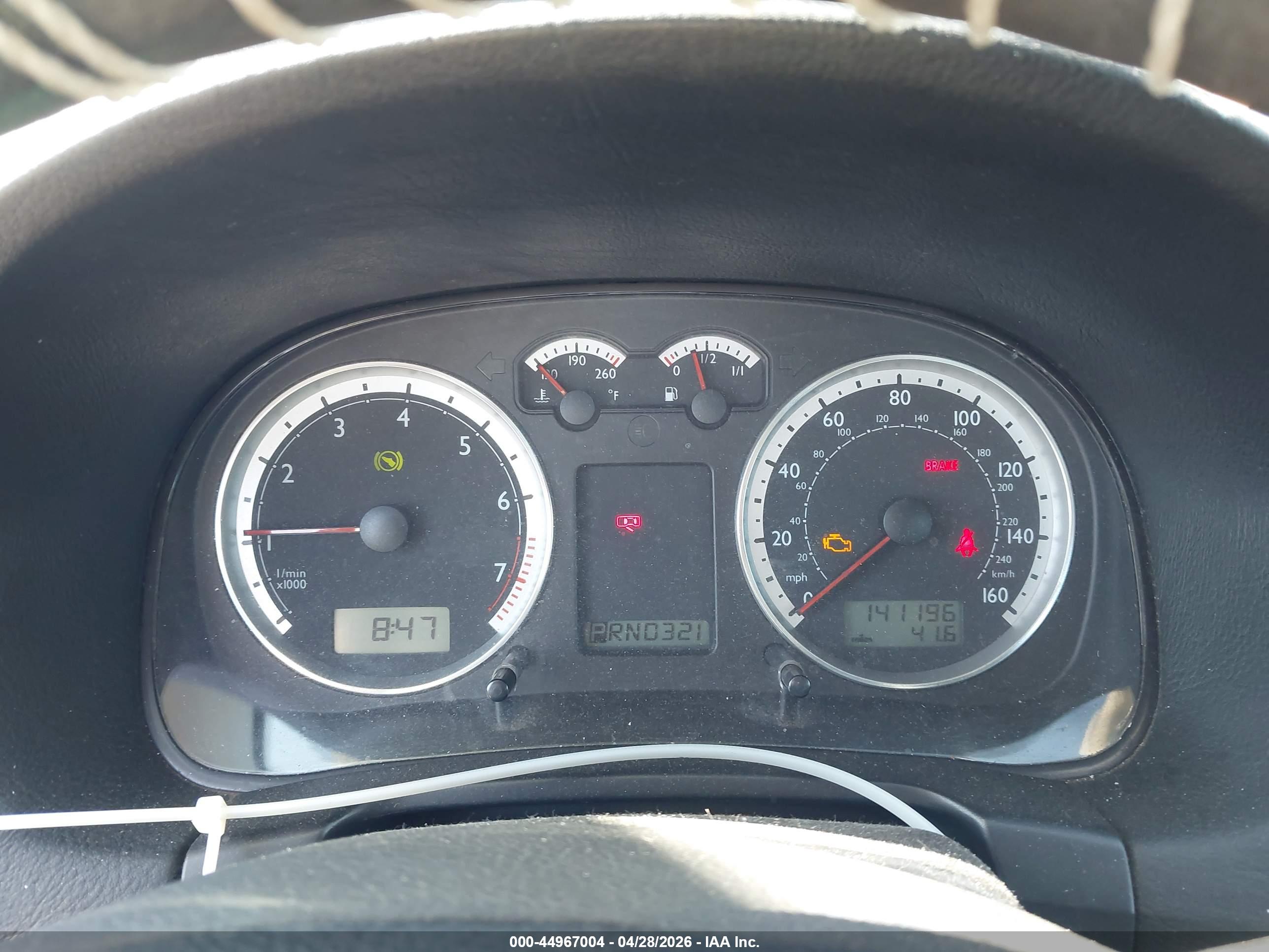 VOLKSWAGEN JETTA image 7