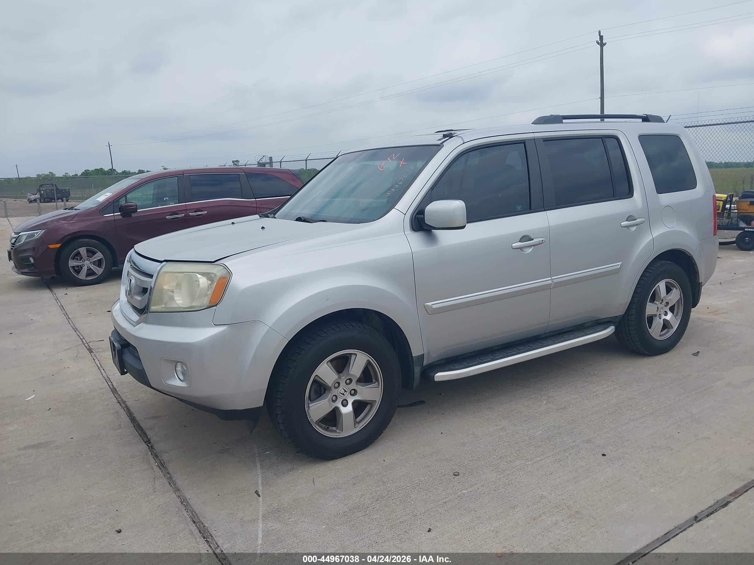 HONDA PILOT image 2