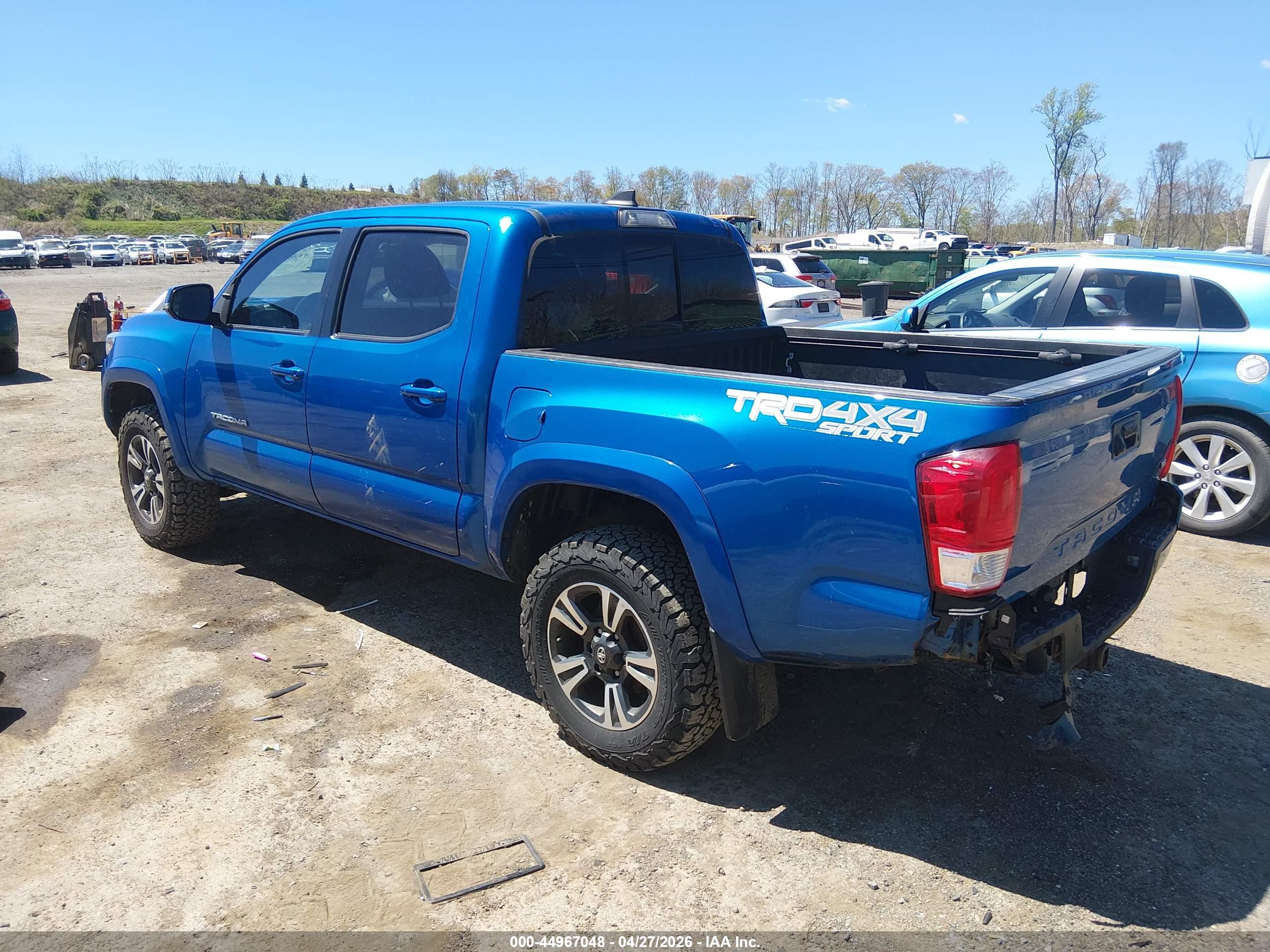 TOYOTA TACOMA image 3
