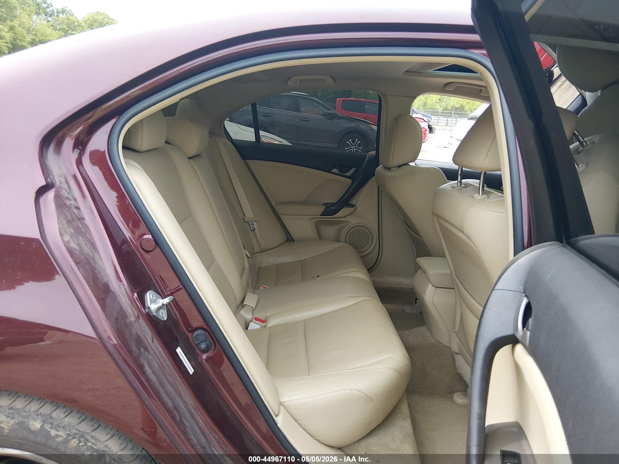 ACURA TSX image 8