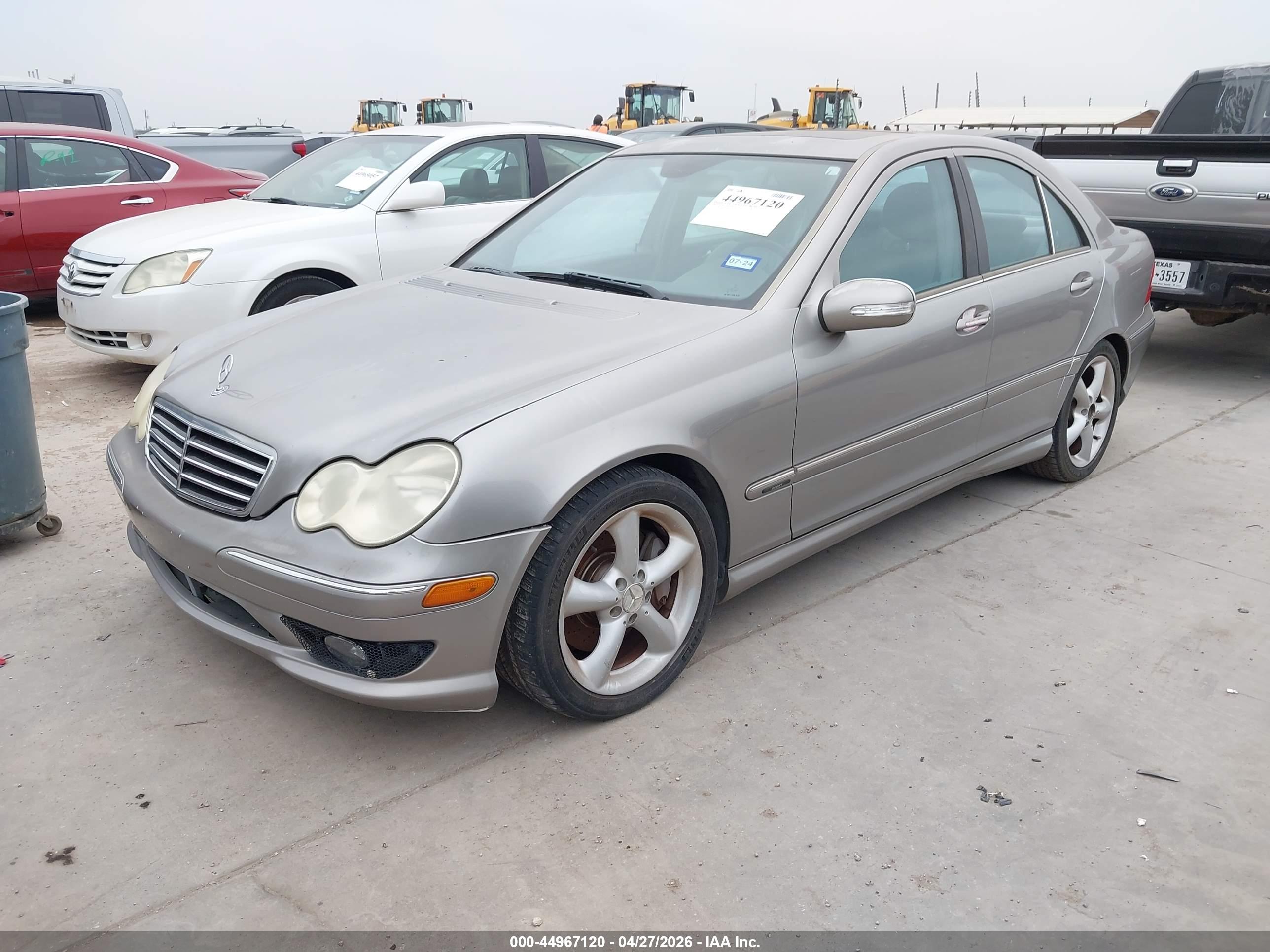 MERCEDES-BENZ C image 2