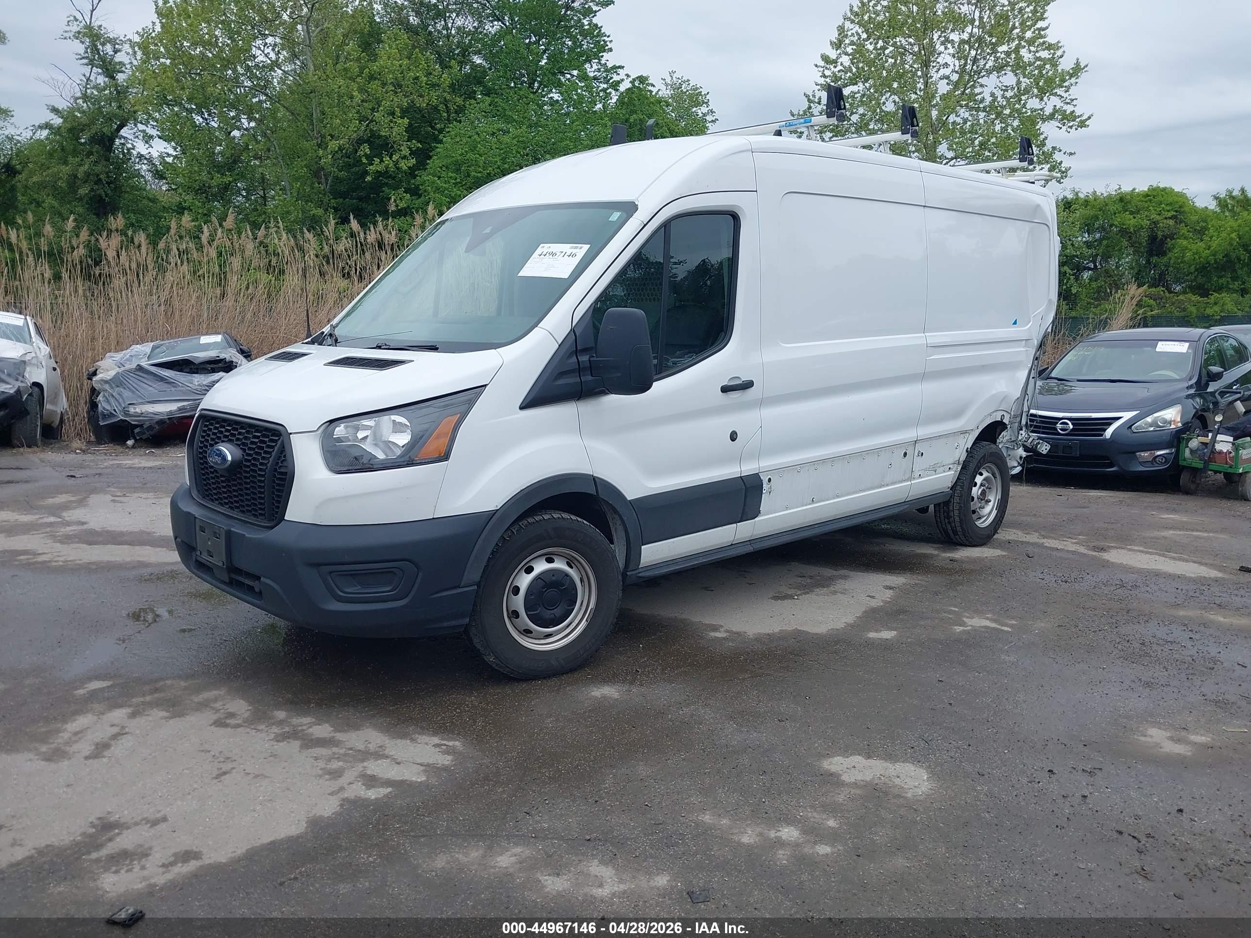 FORD TRANSIT-250 image 2