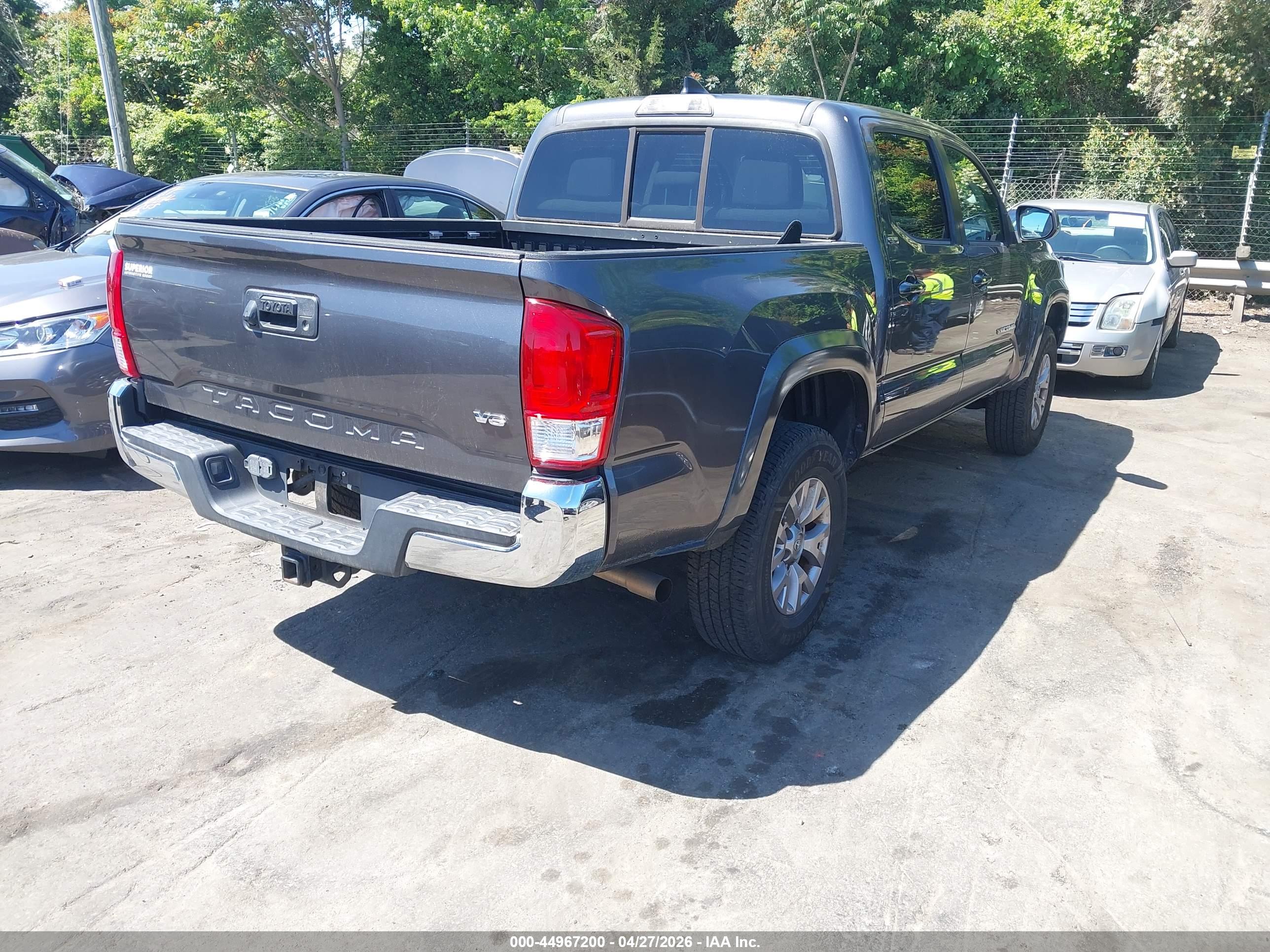 TOYOTA TACOMA image 4
