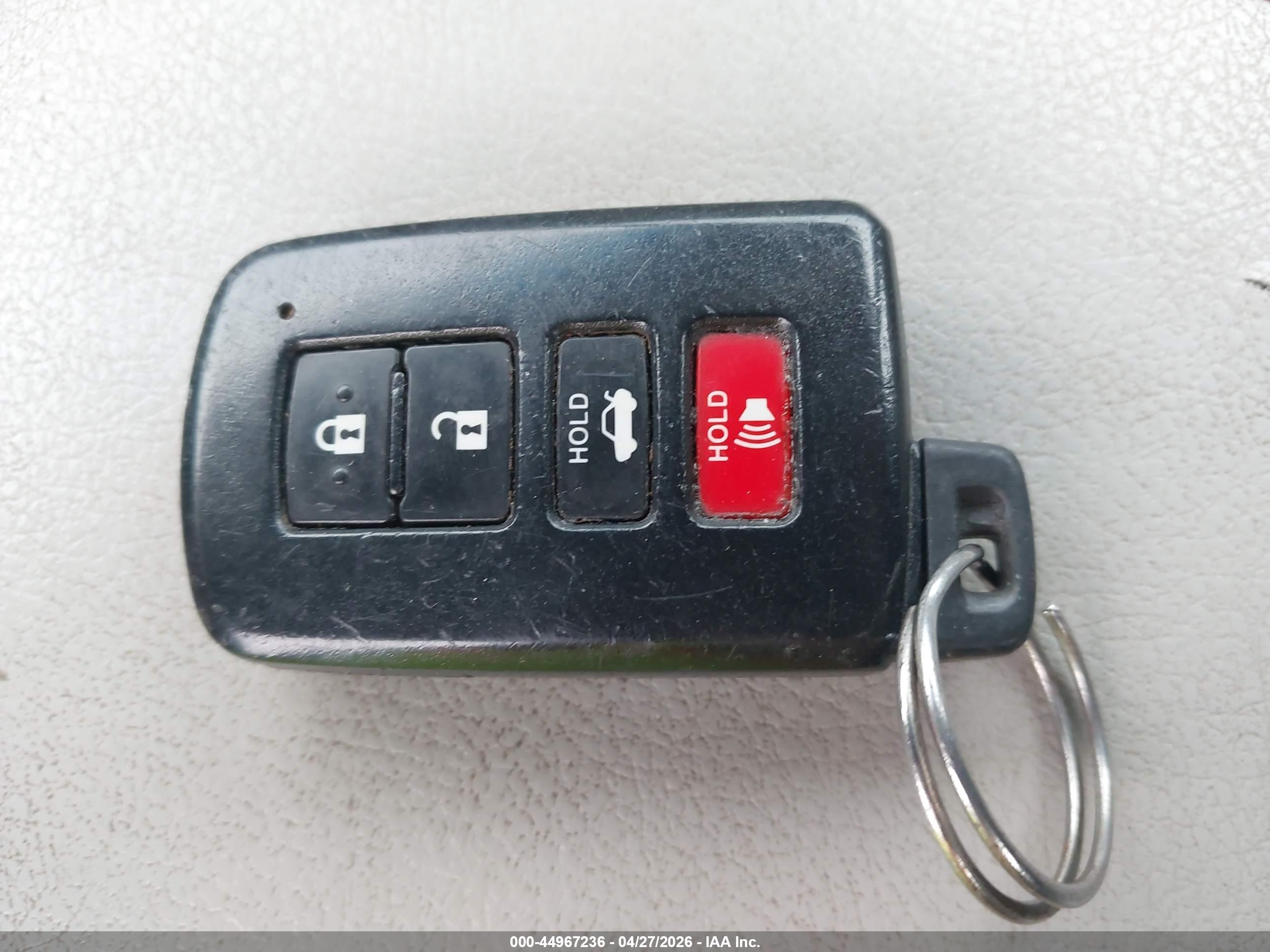 TOYOTA CAMRY image 11