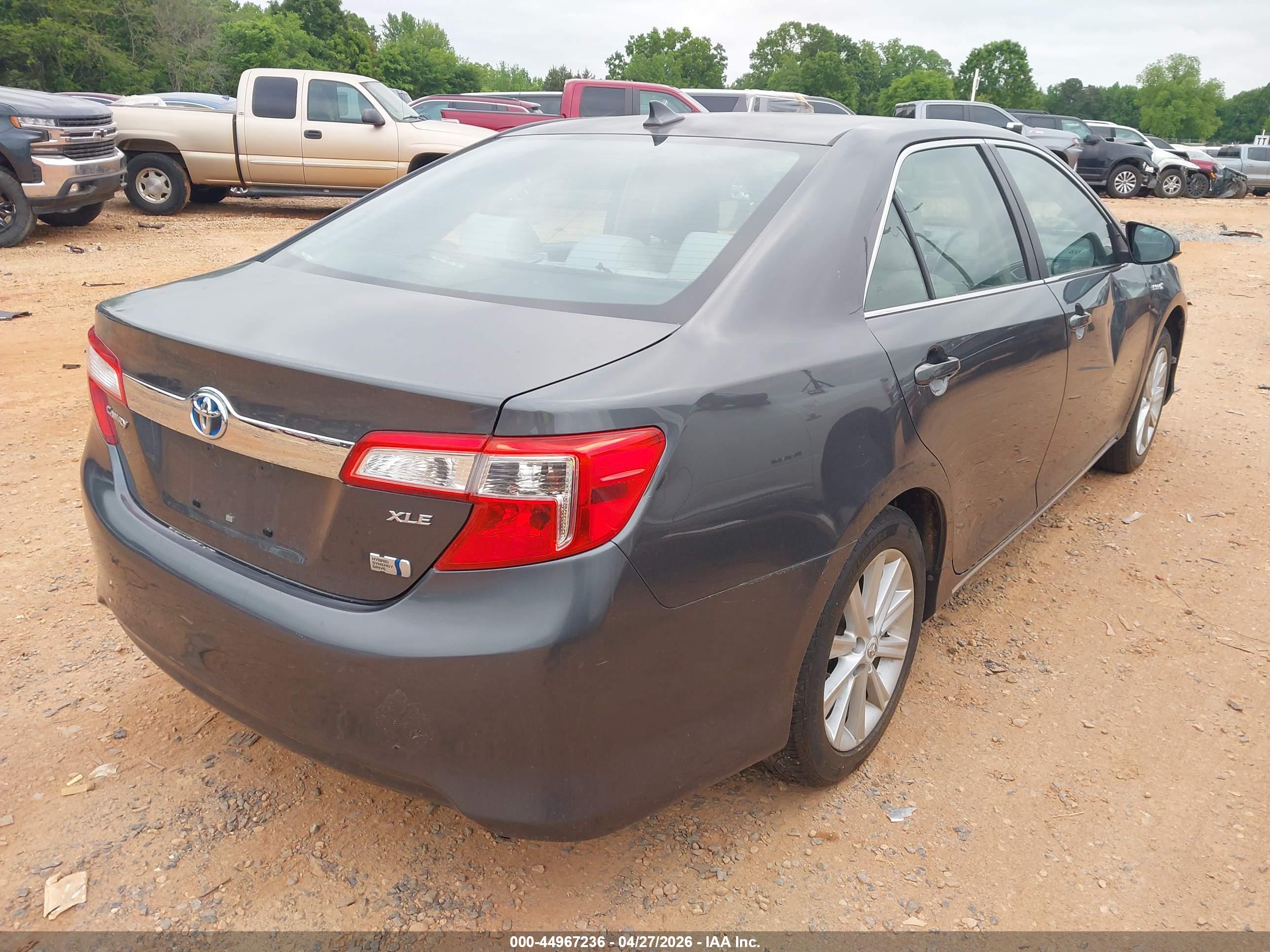 TOYOTA CAMRY image 4
