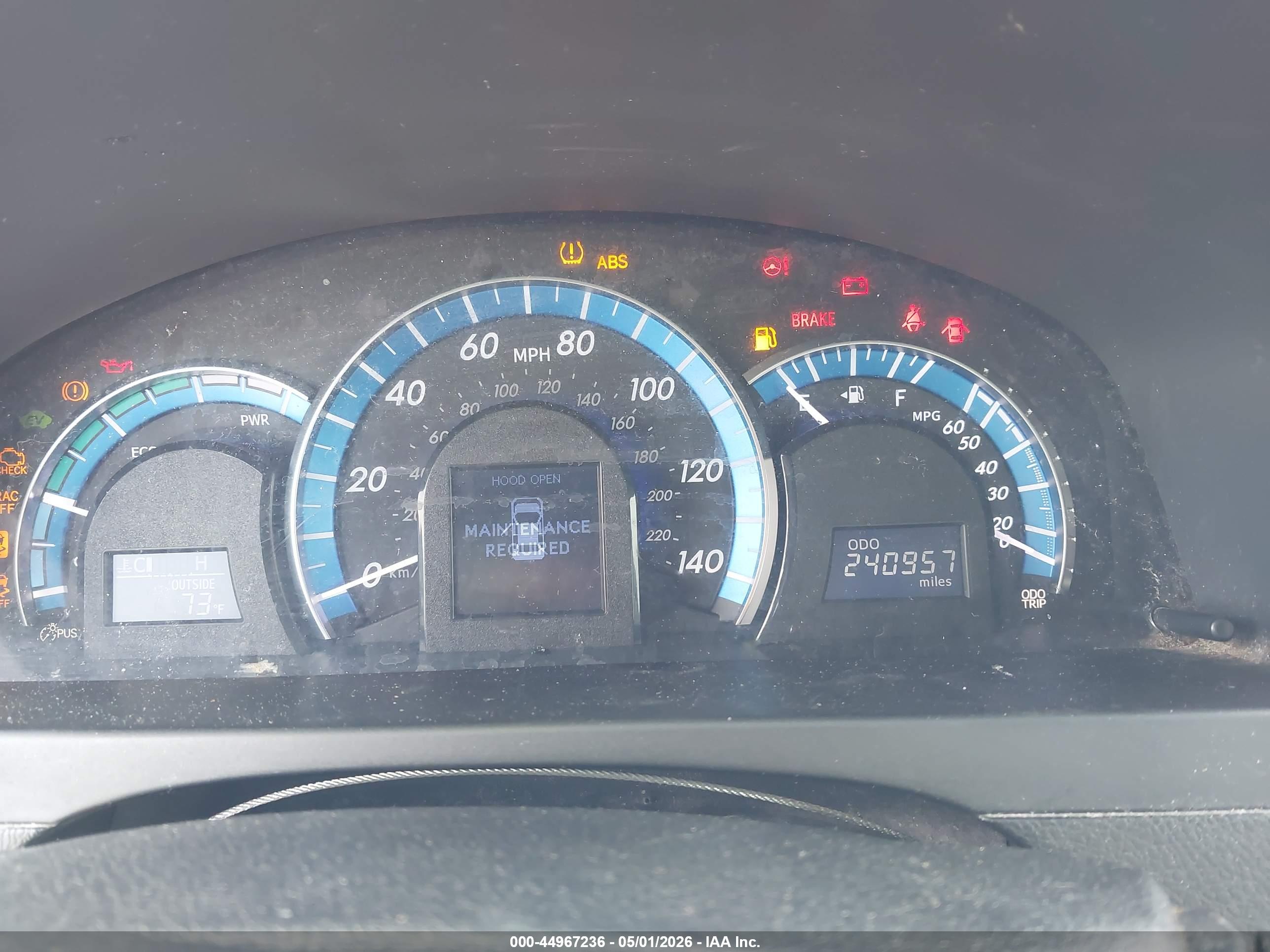 TOYOTA CAMRY image 7