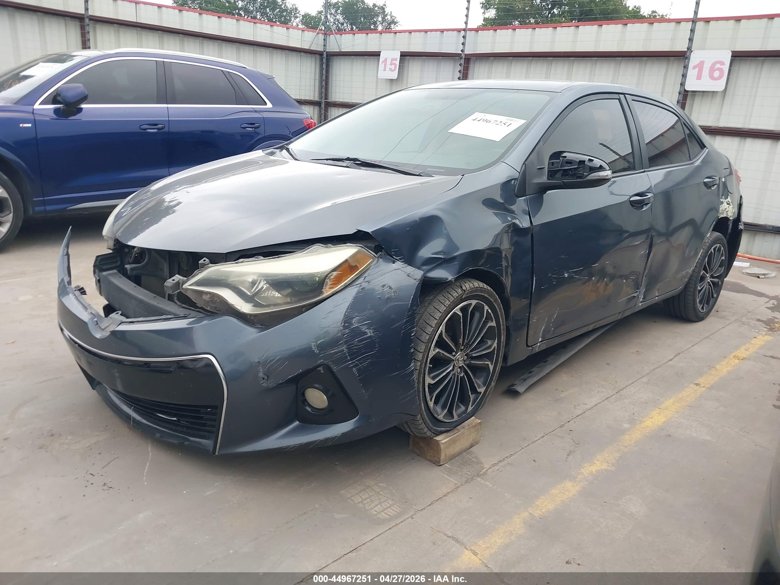 TOYOTA COROLLA image 2