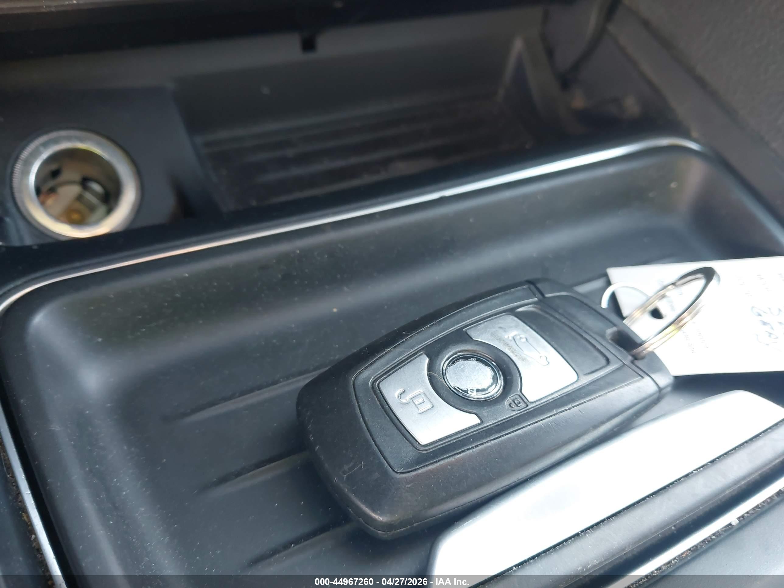 BMW 328I image 11