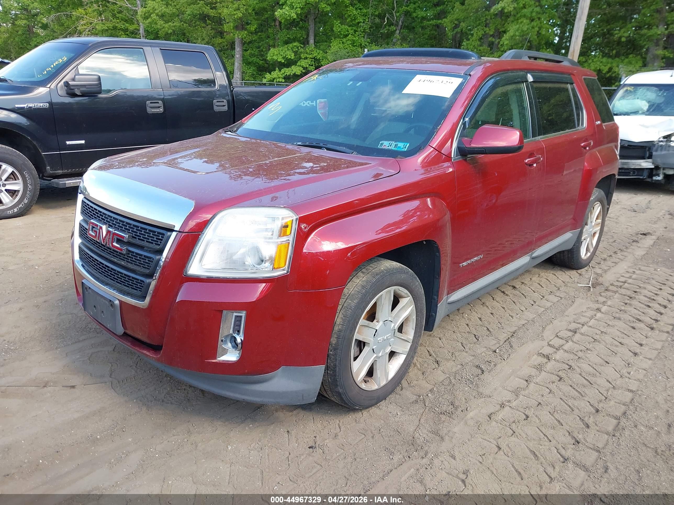 GMC TERRAIN image 2