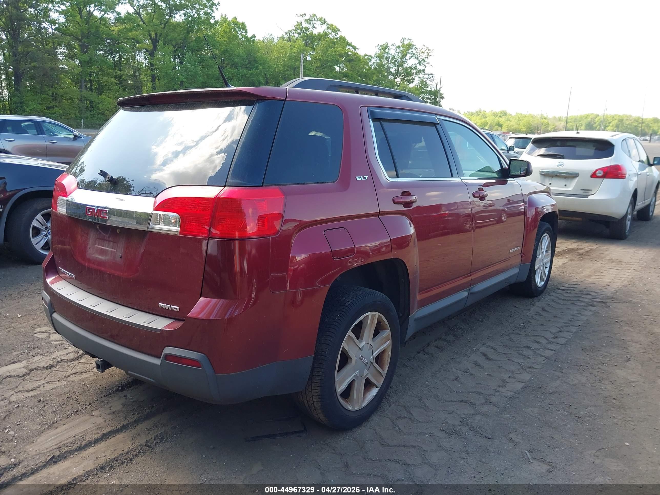 GMC TERRAIN image 4