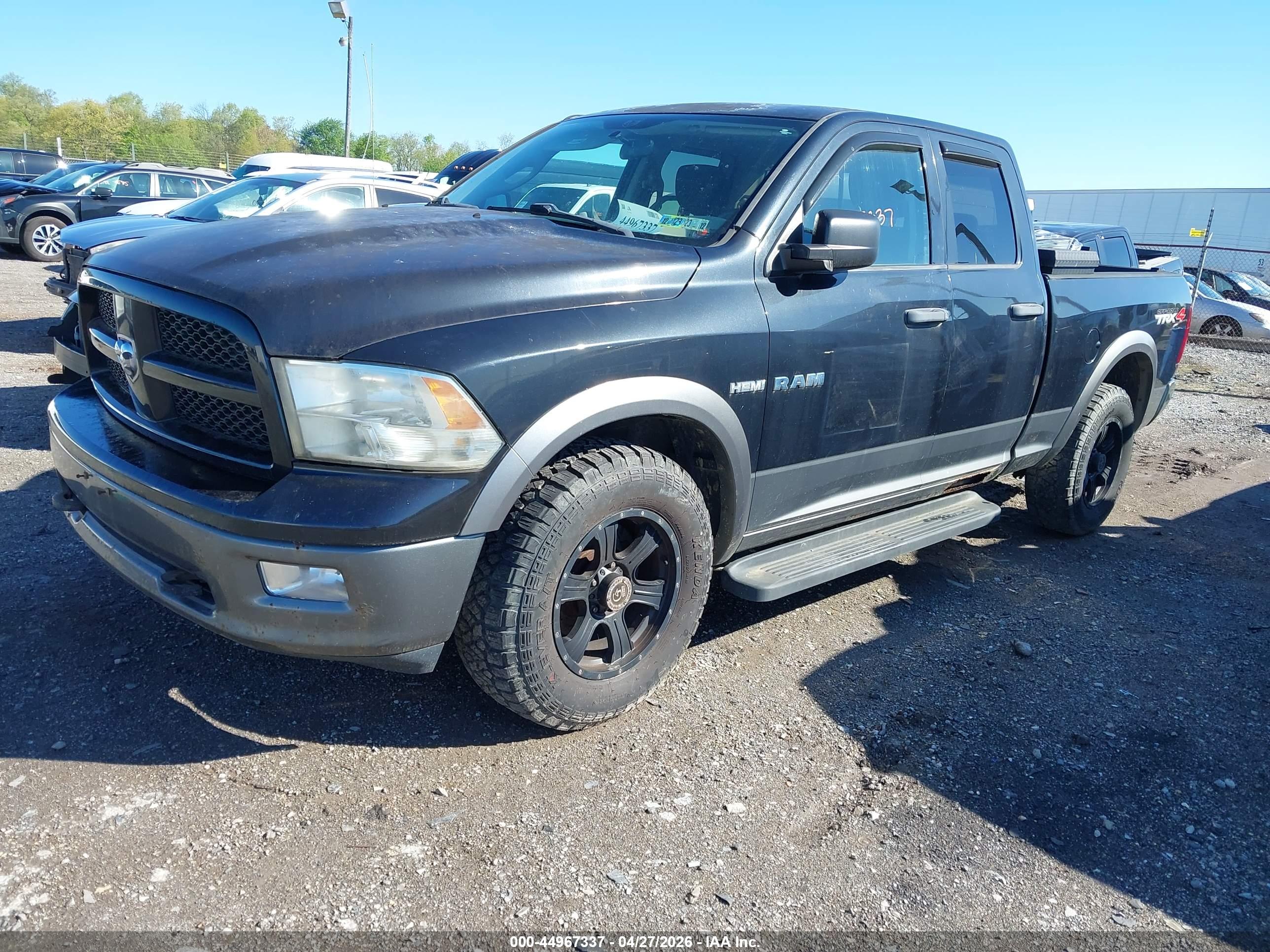 DODGE RAM image 2