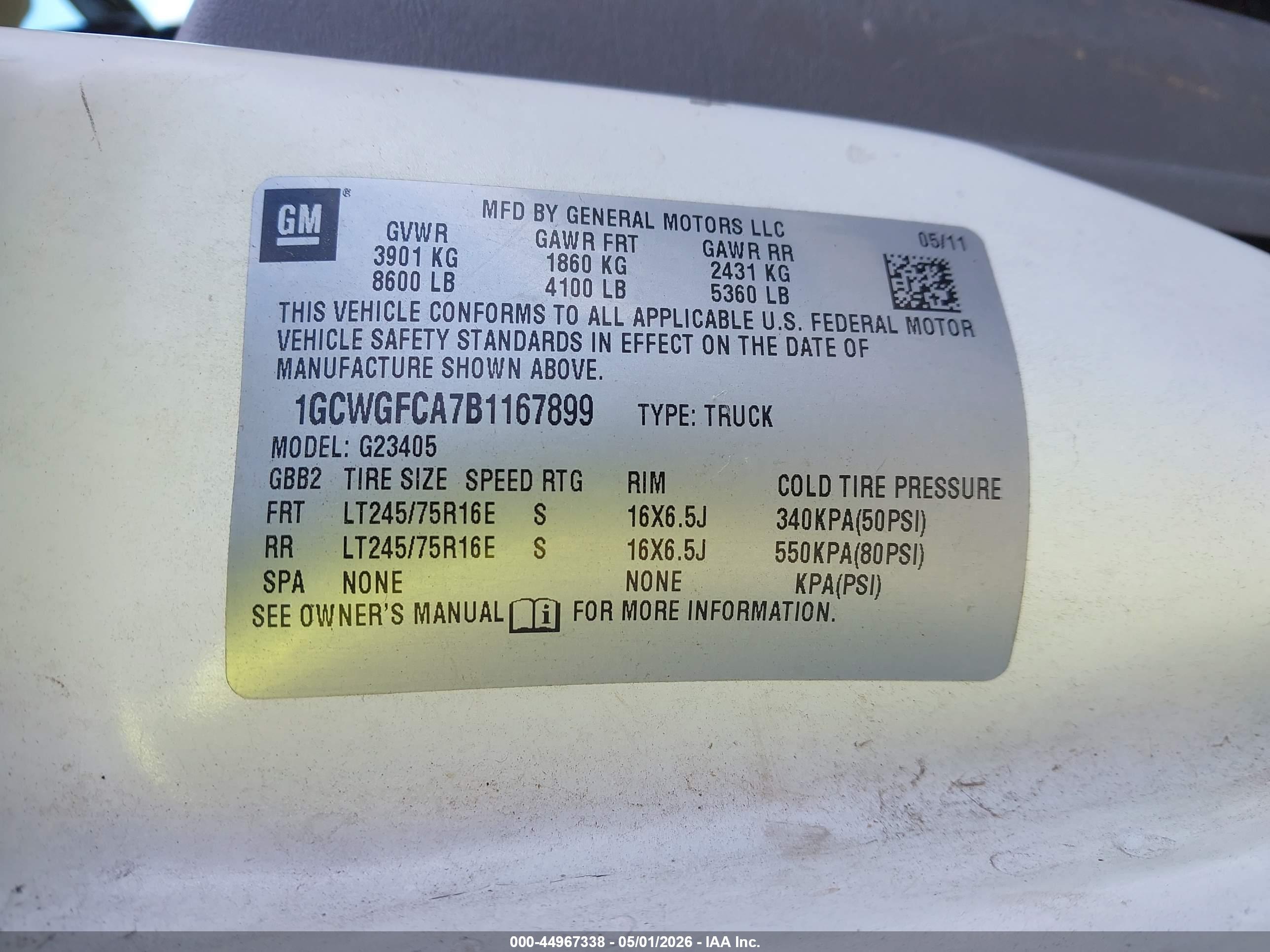 CHEVROLET EXPRESS image 9