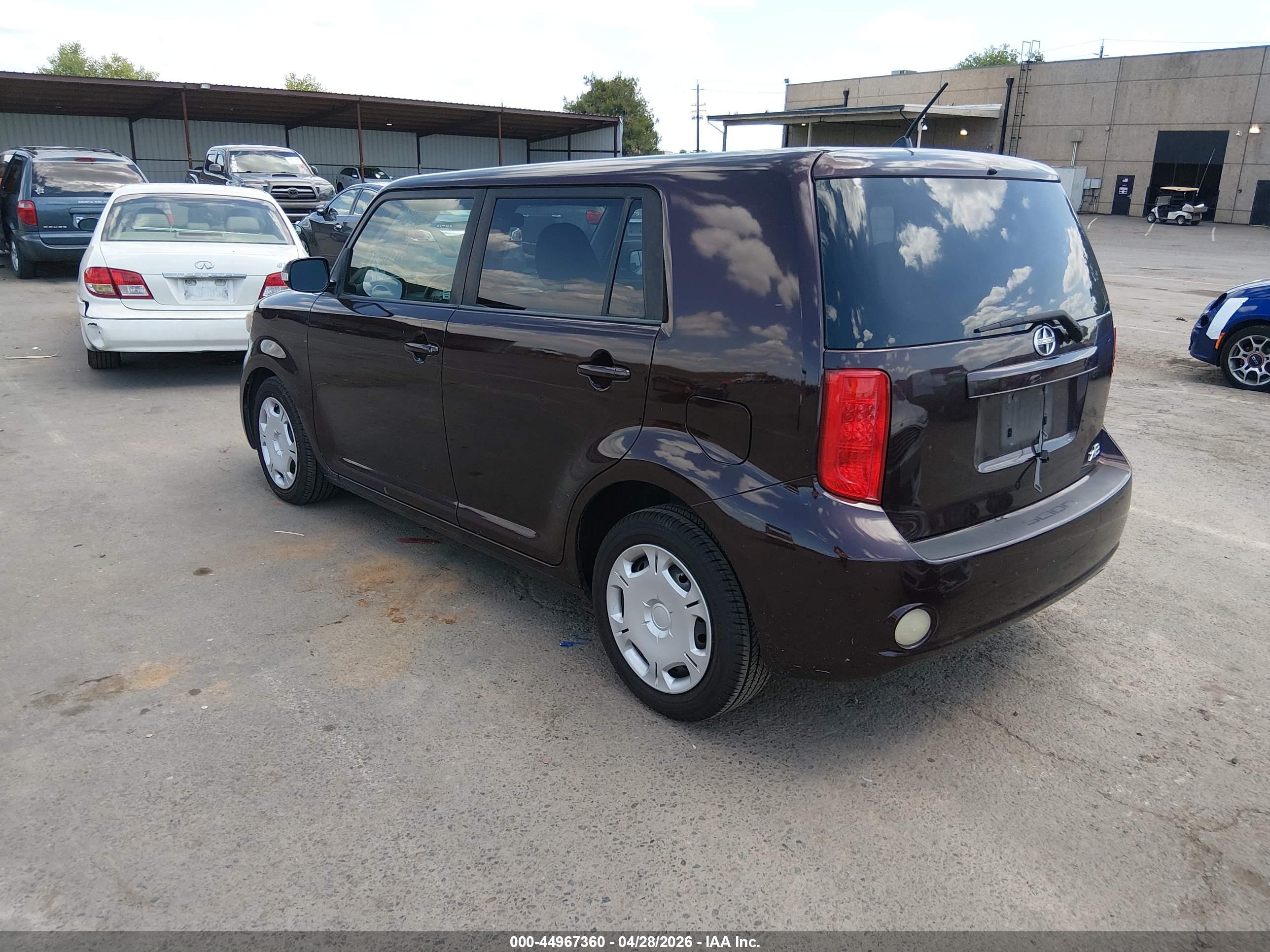 SCION XB image 3
