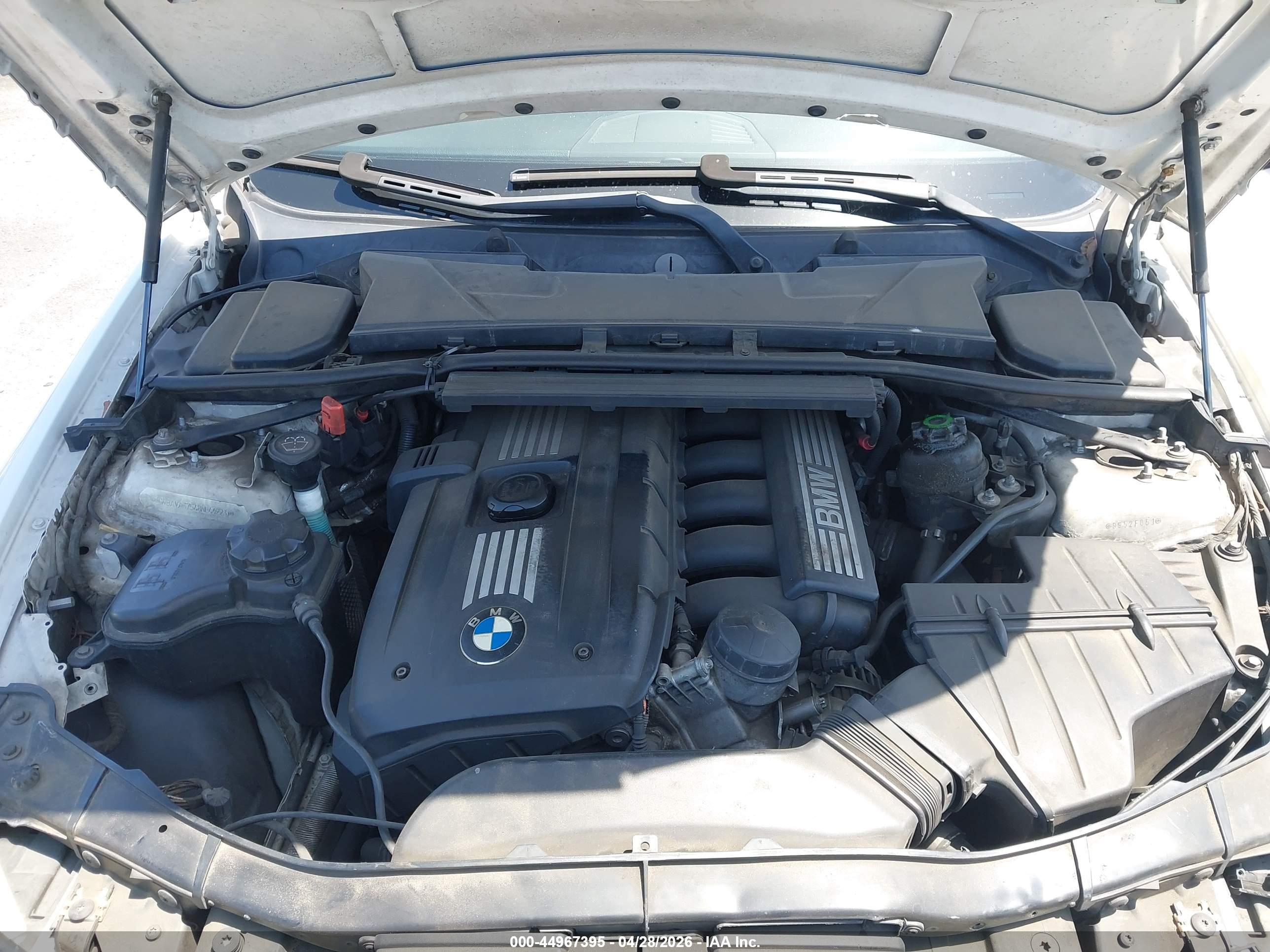 BMW 328I image 10