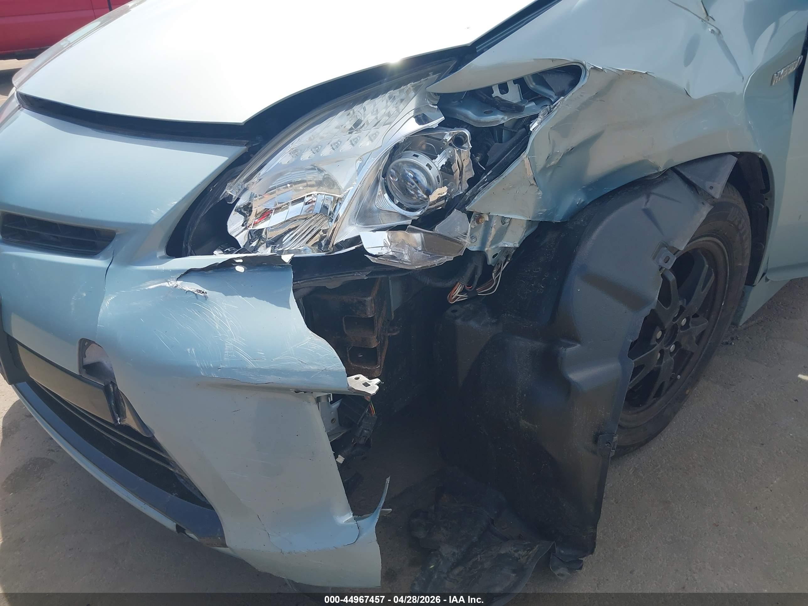 TOYOTA PRIUS image 6