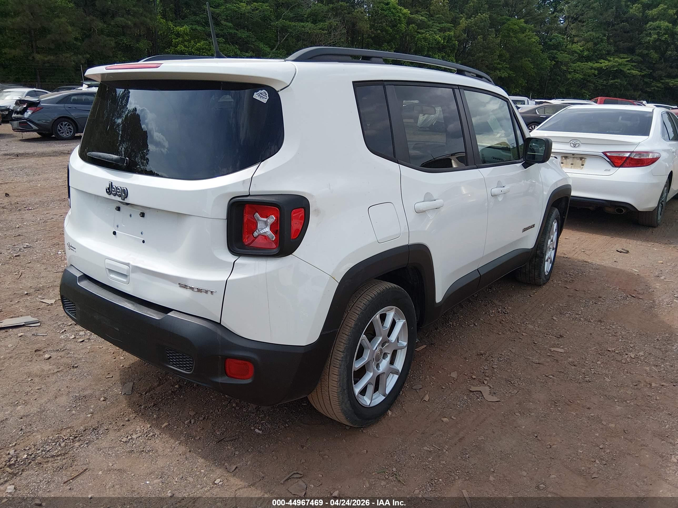JEEP RENEGADE image 4