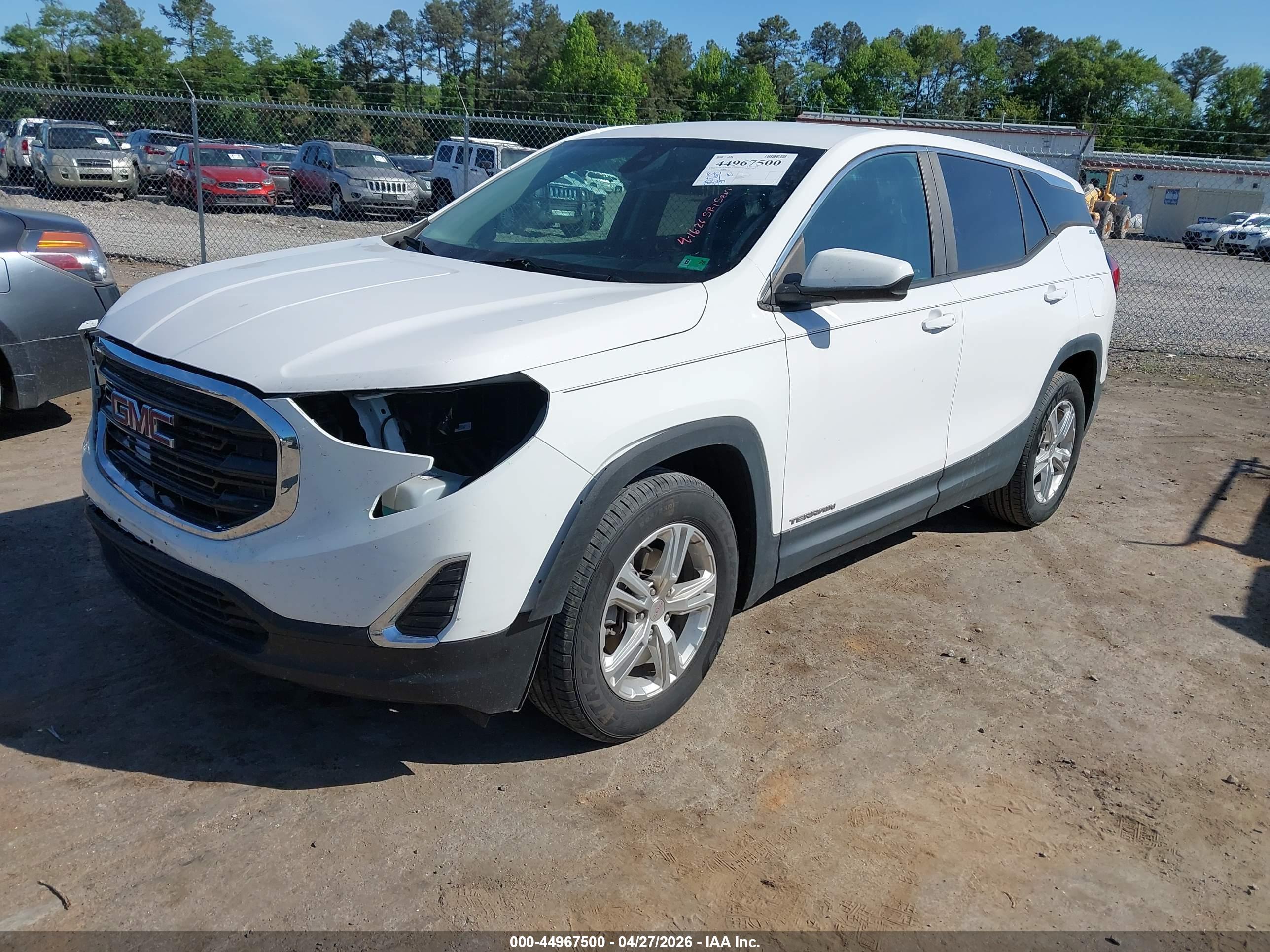 GMC TERRAIN image 2