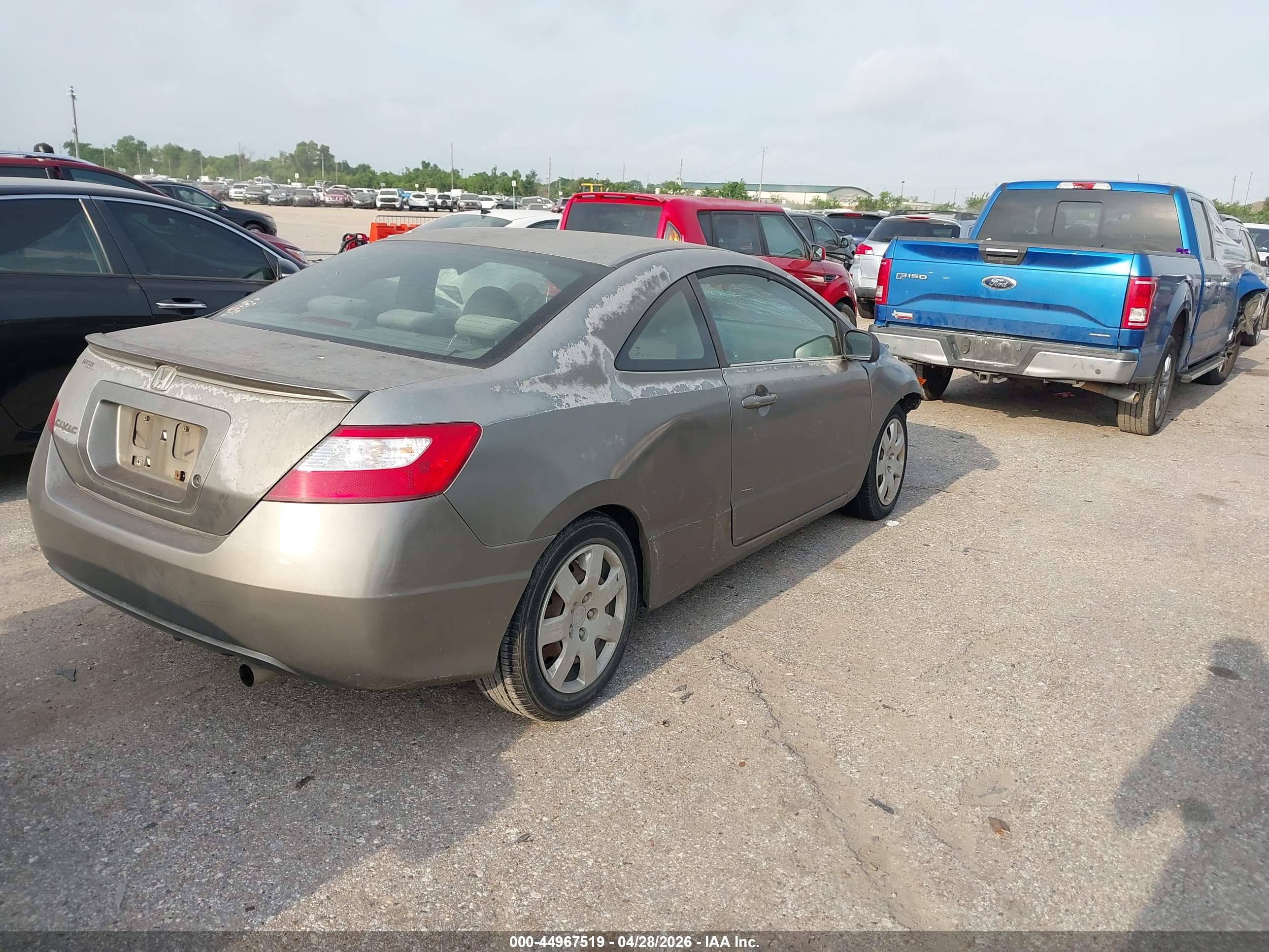 HONDA CIVIC image 4