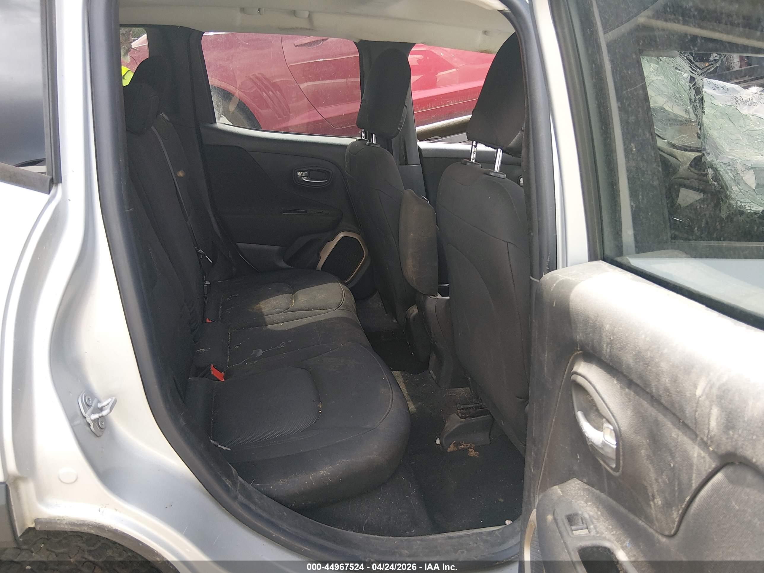 JEEP RENEGADE image 8