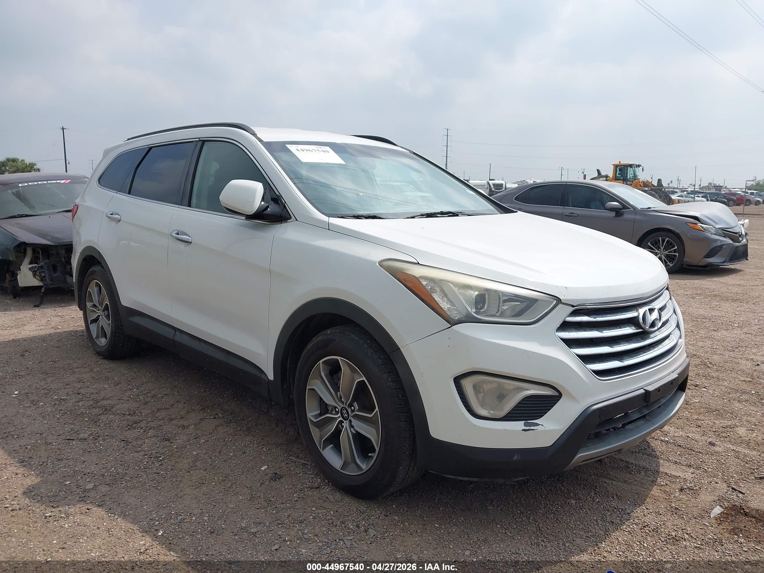 HYUNDAI SANTA image 3