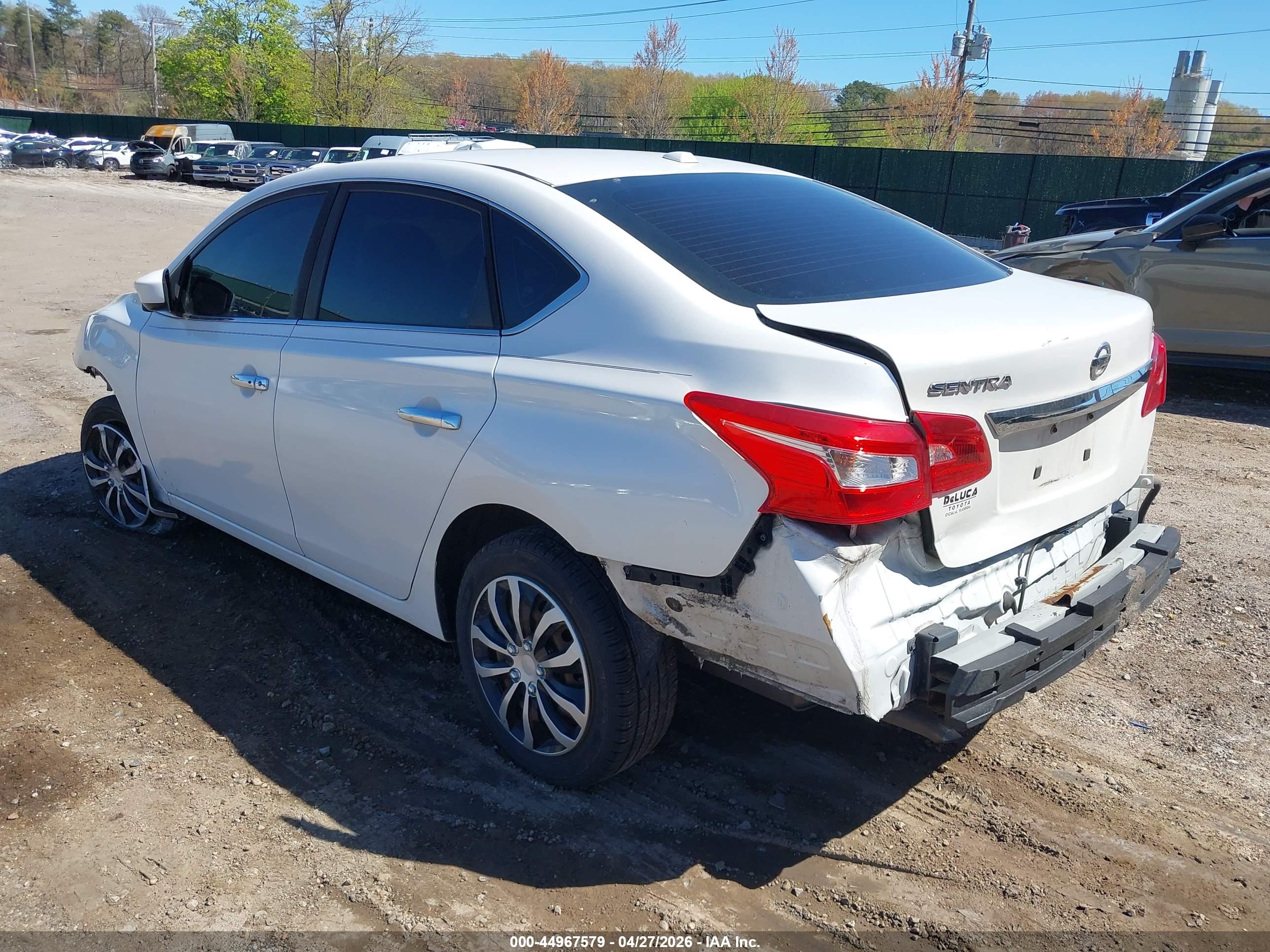 NISSAN SENTRA image 3