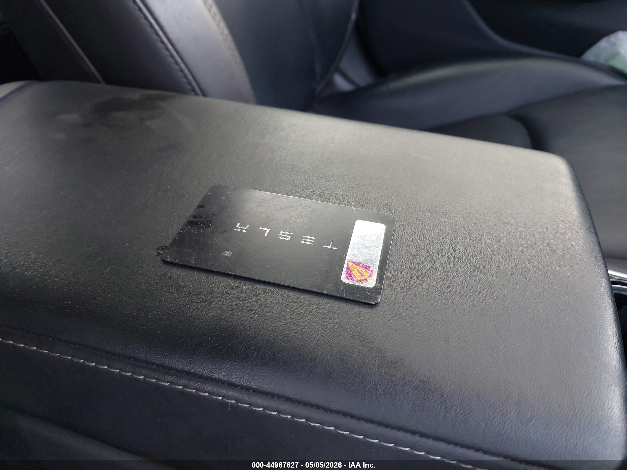 TESLA MODEL image 11