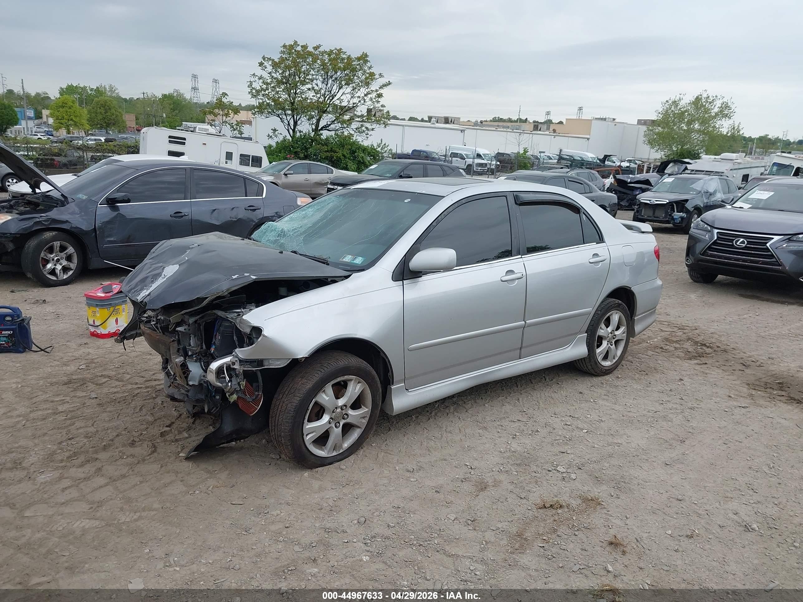 TOYOTA COROLLA image 2
