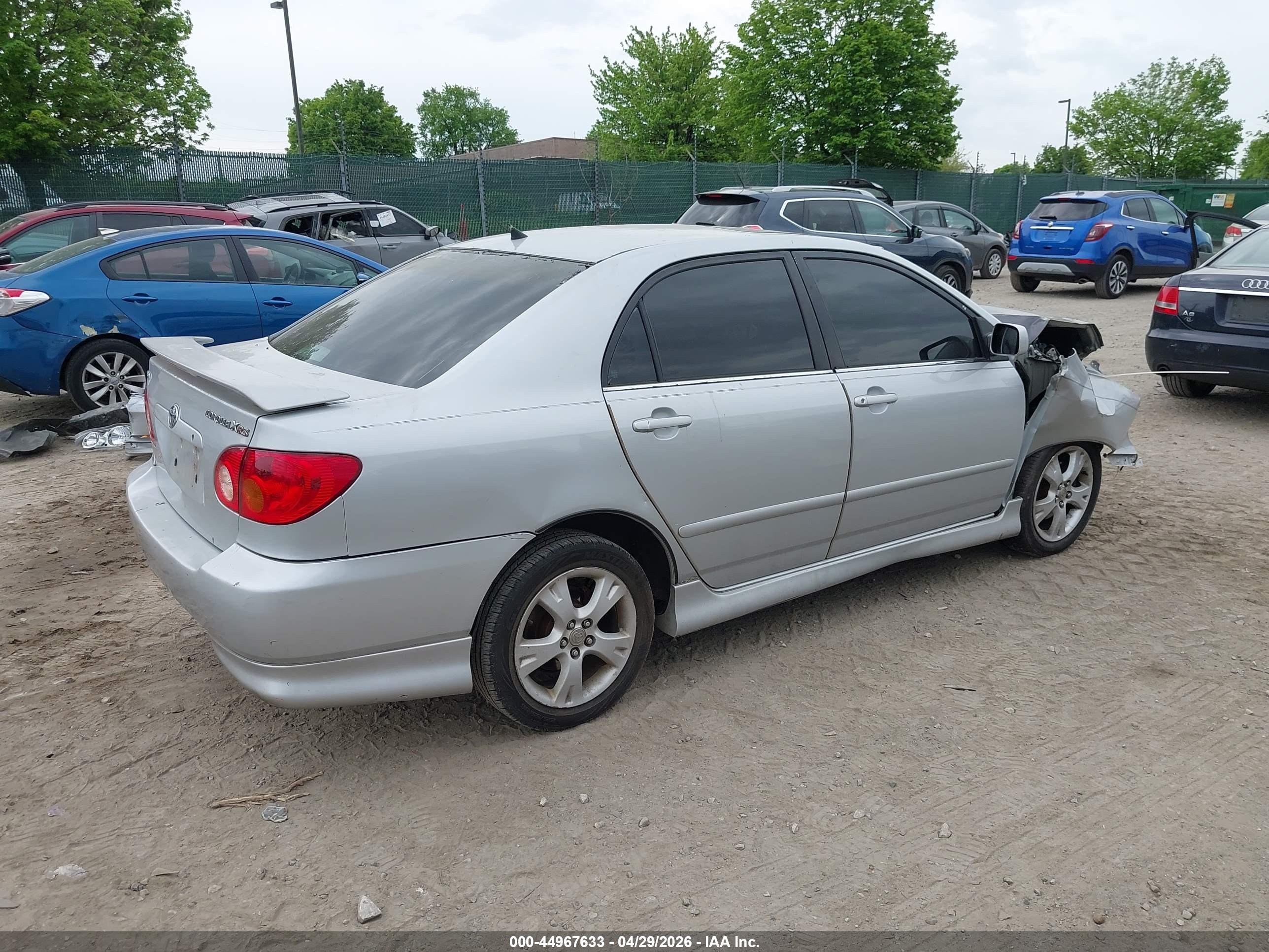 TOYOTA COROLLA image 4