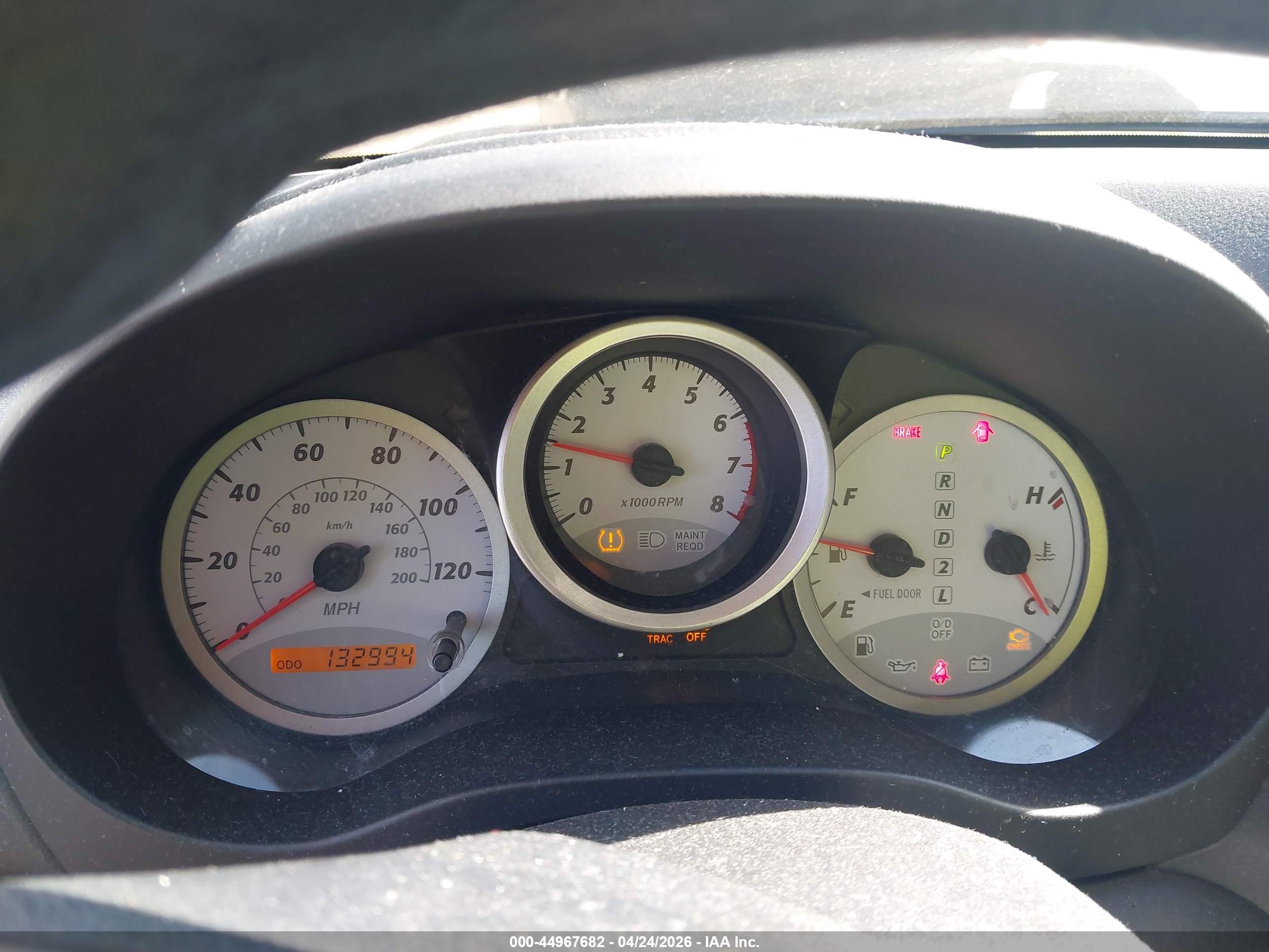 TOYOTA RAV4 image 7
