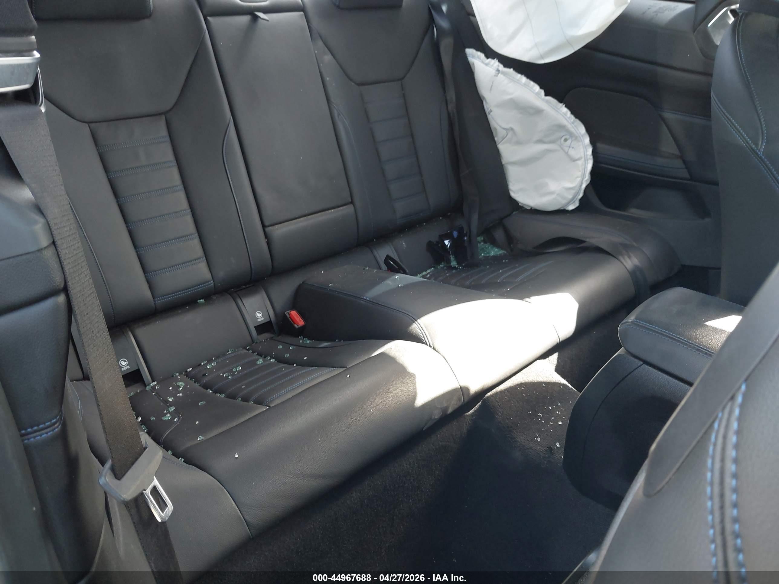 BMW M440I image 8