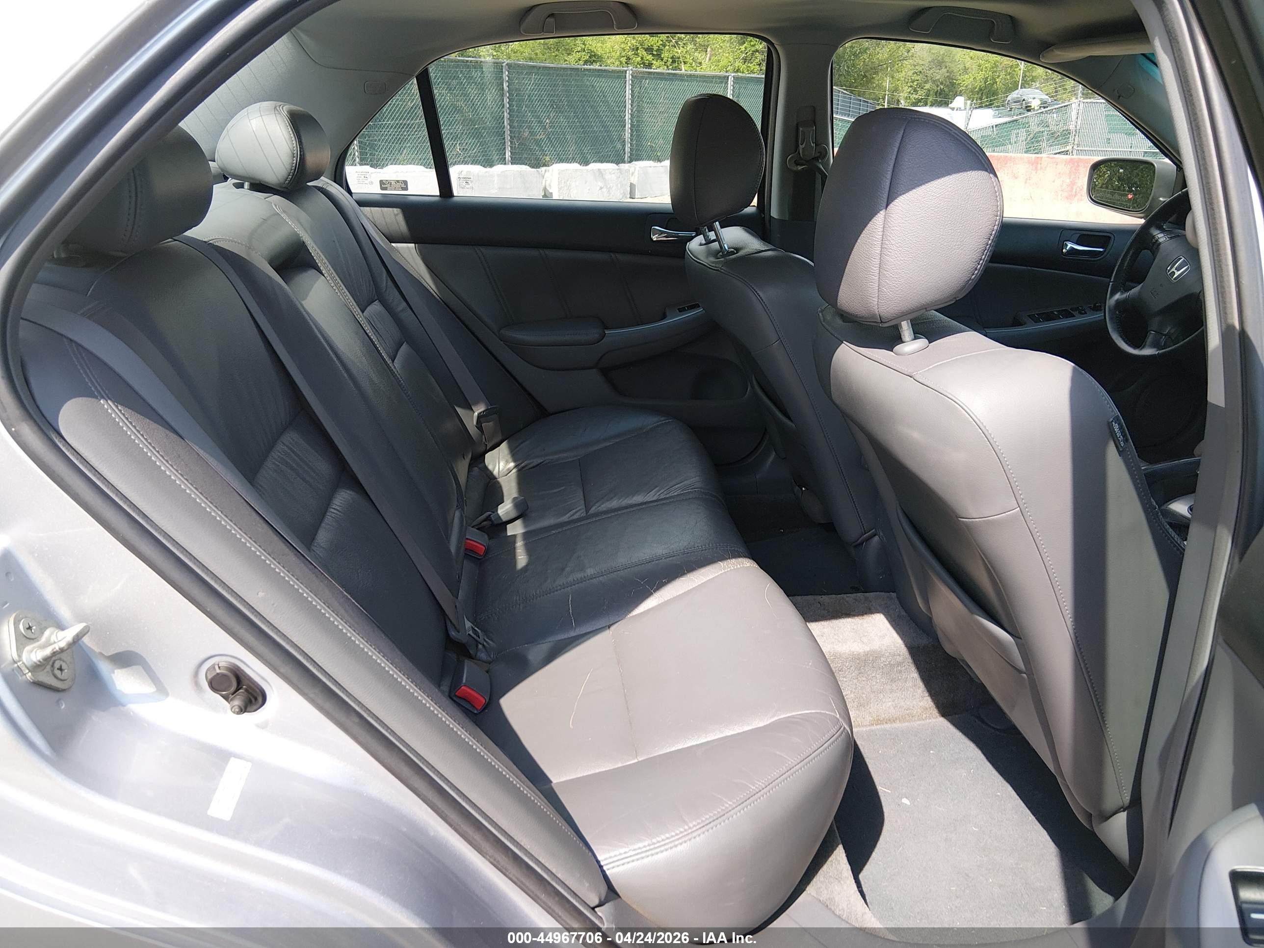 HONDA ACCORD image 8