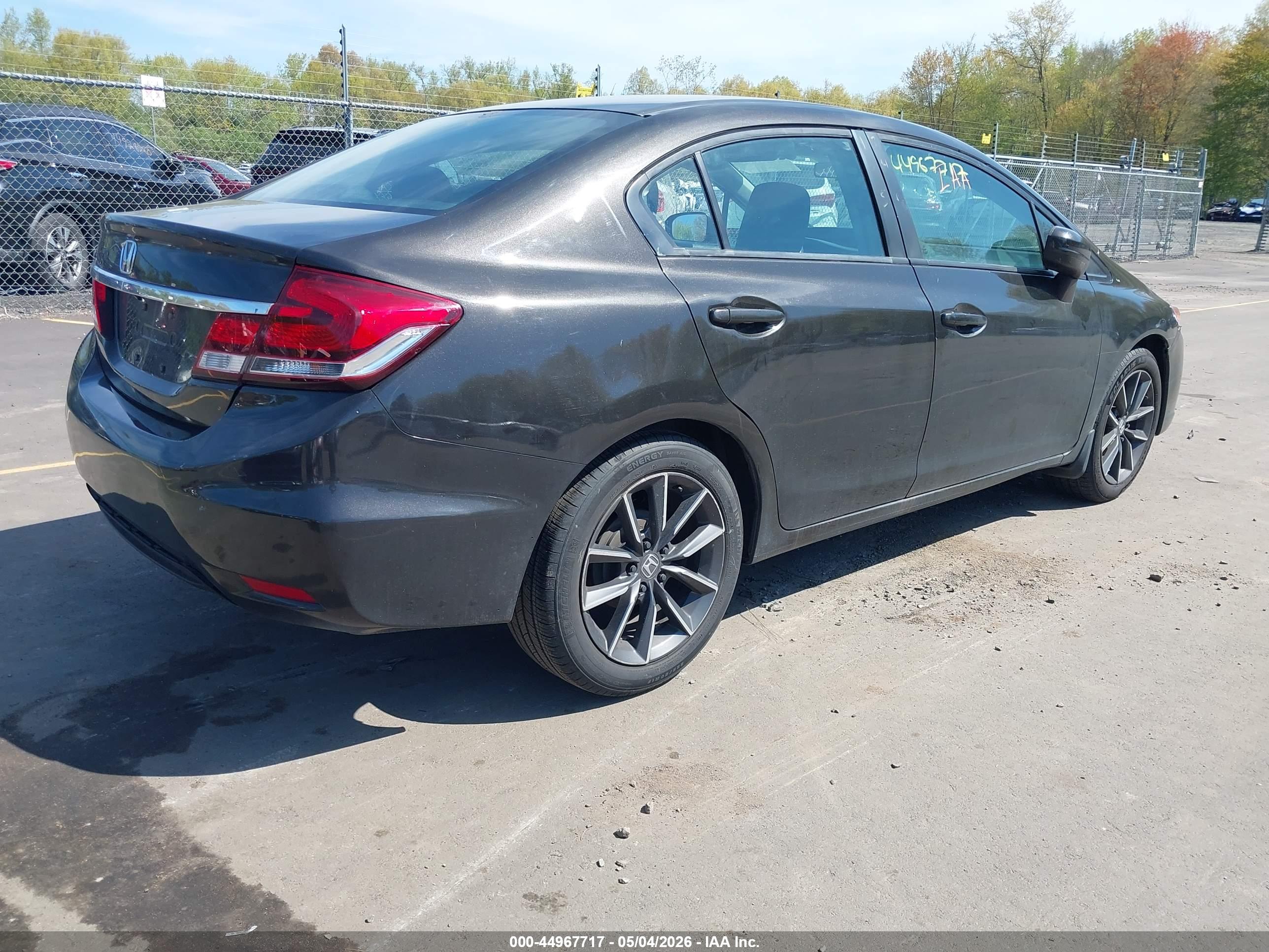 HONDA CIVIC image 4