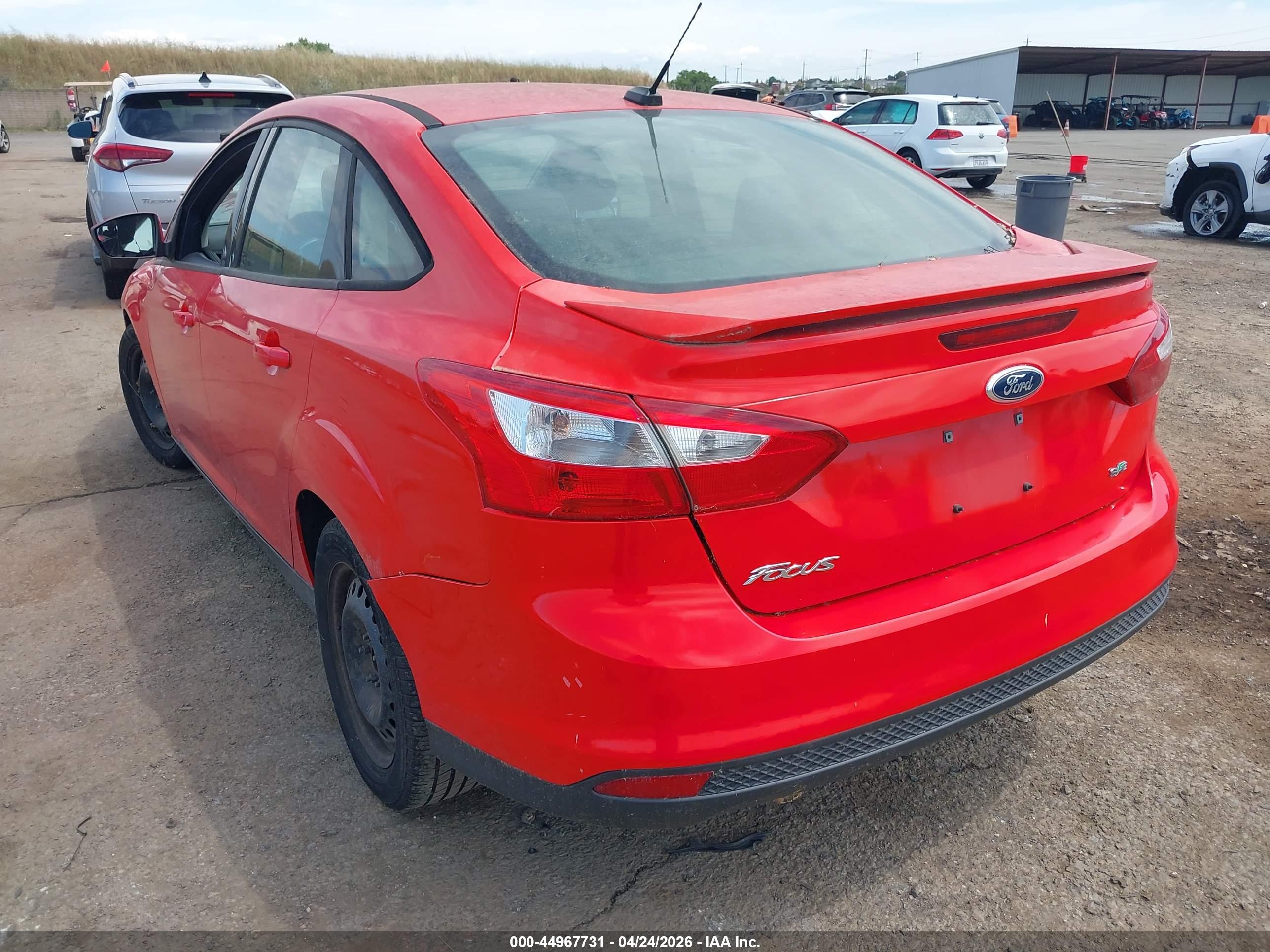 FORD FOCUS image 3