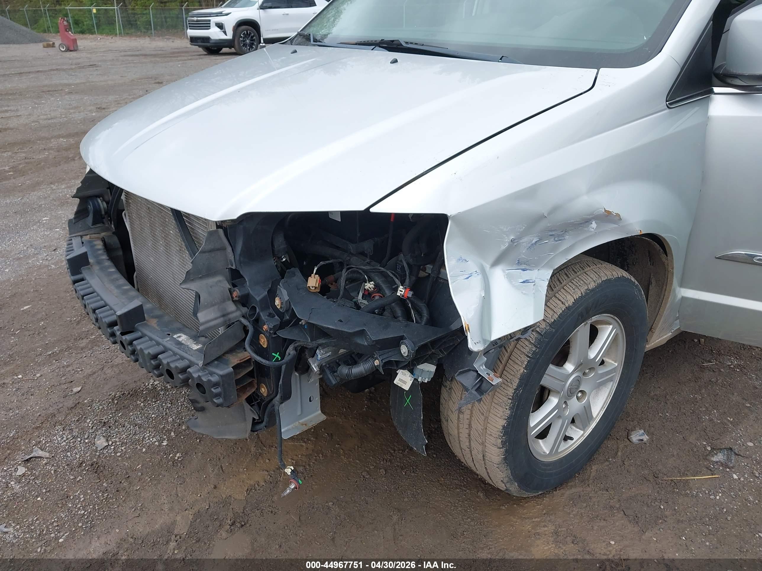 CHRYSLER TOWN image 6