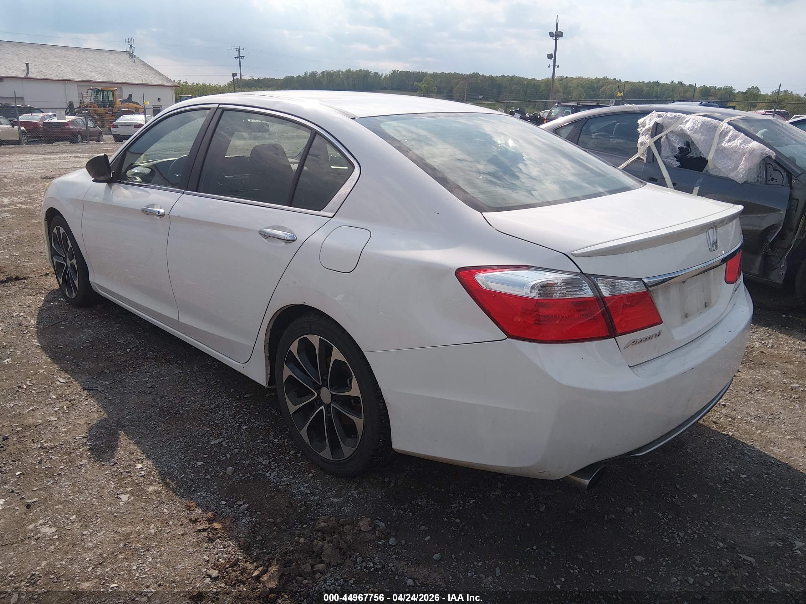 HONDA ACCORD image 3