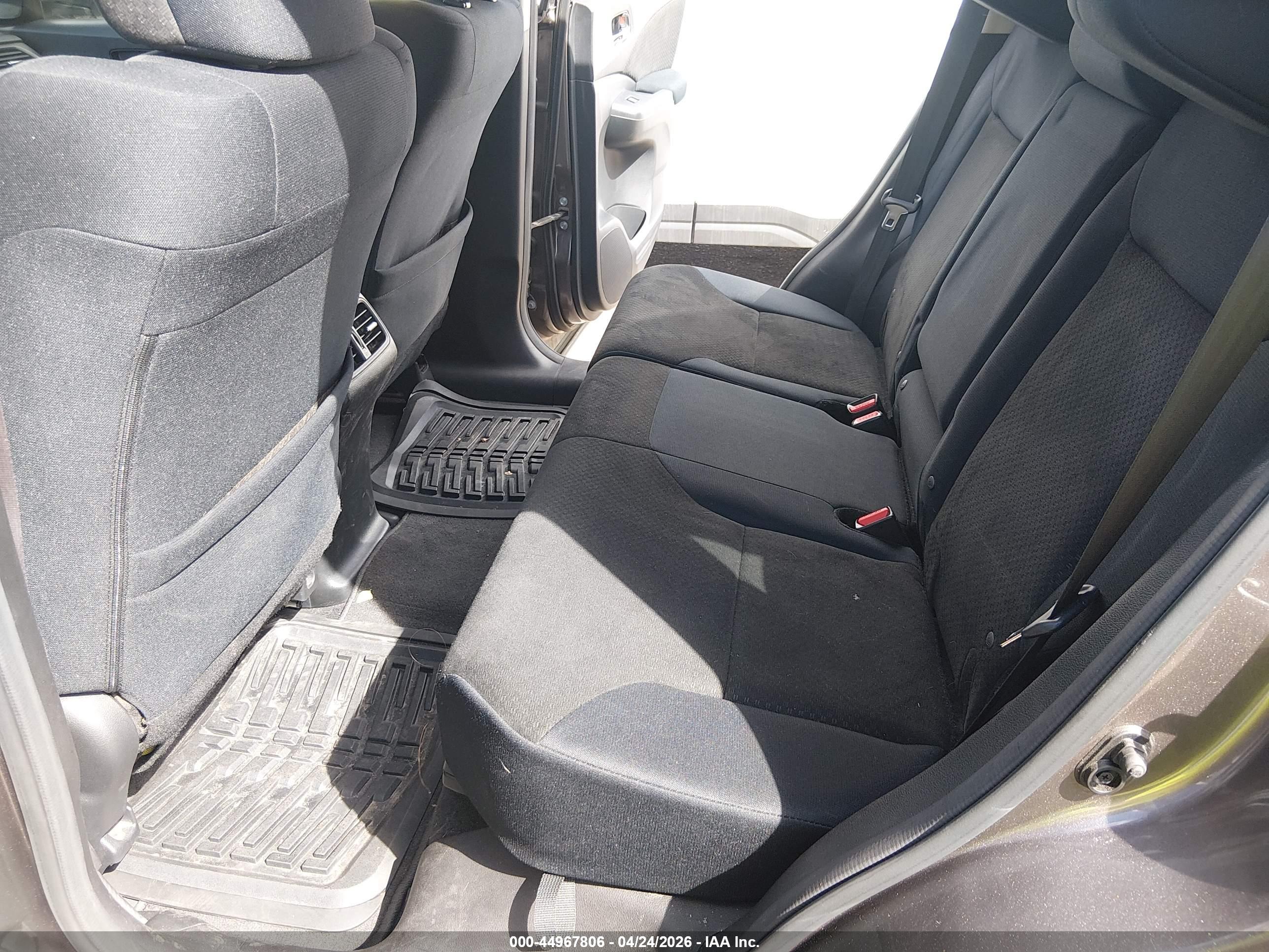 HONDA CR-V image 8