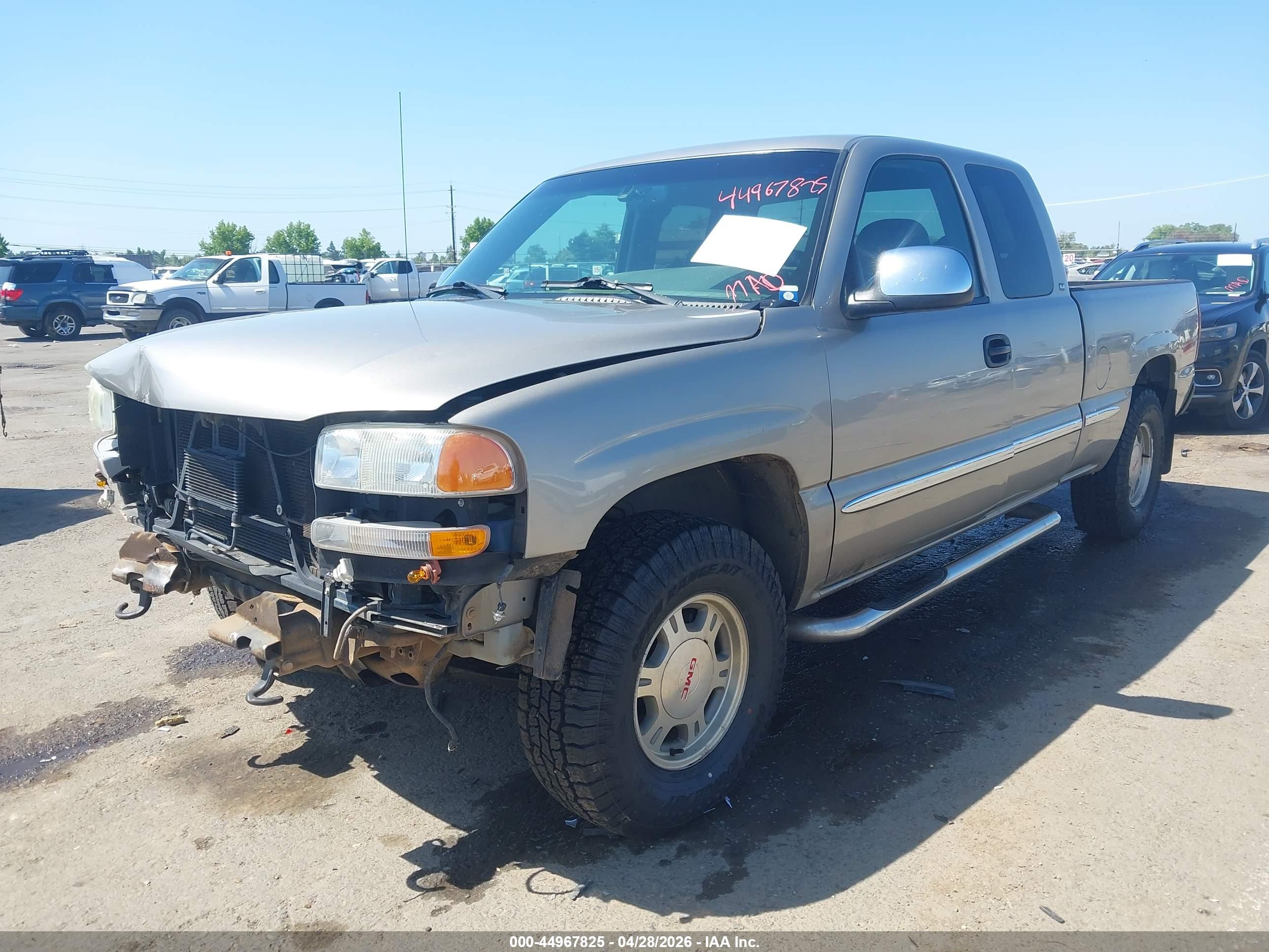 GMC SIERRA image 2