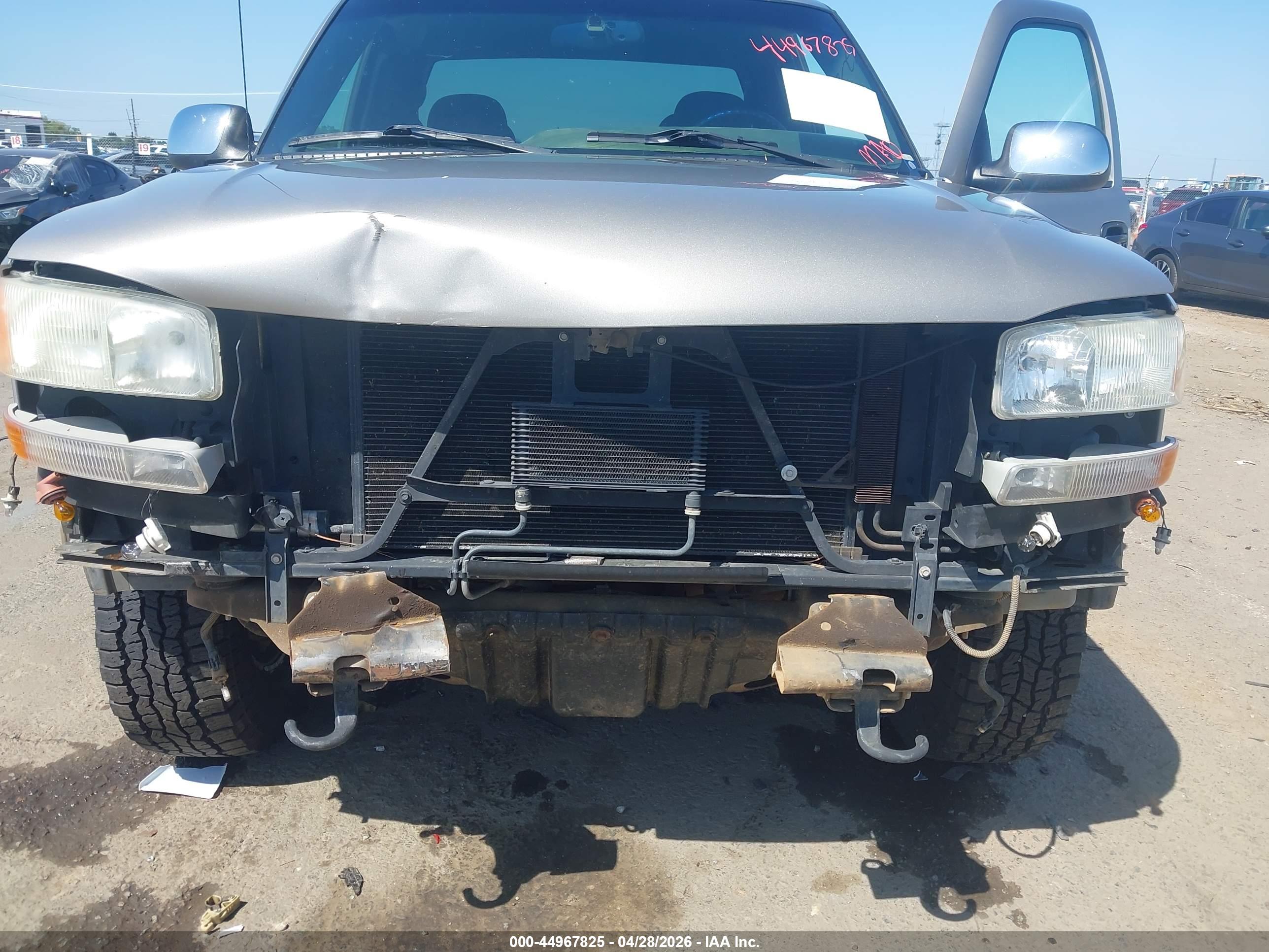 GMC SIERRA image 6