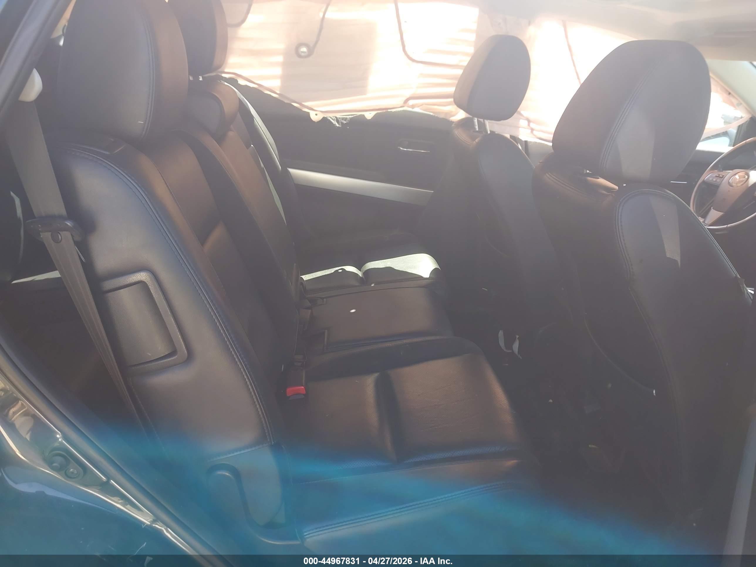 MAZDA CX-9 image 8