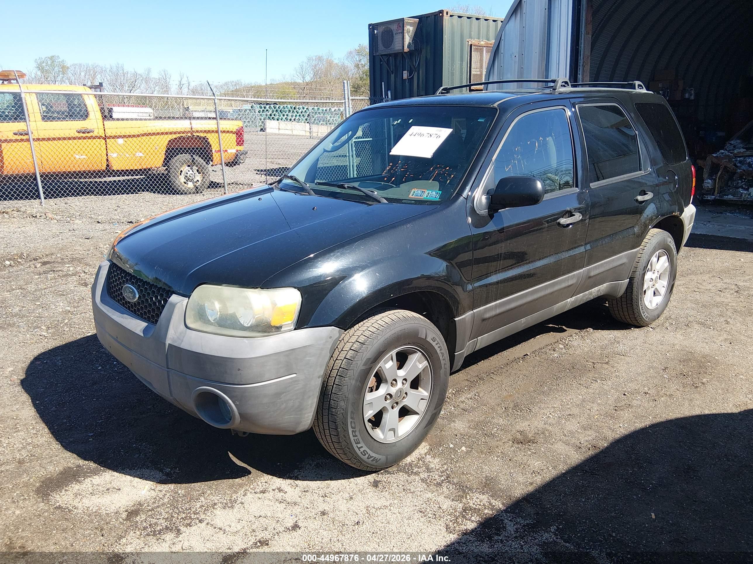 FORD ESCAPE image 2