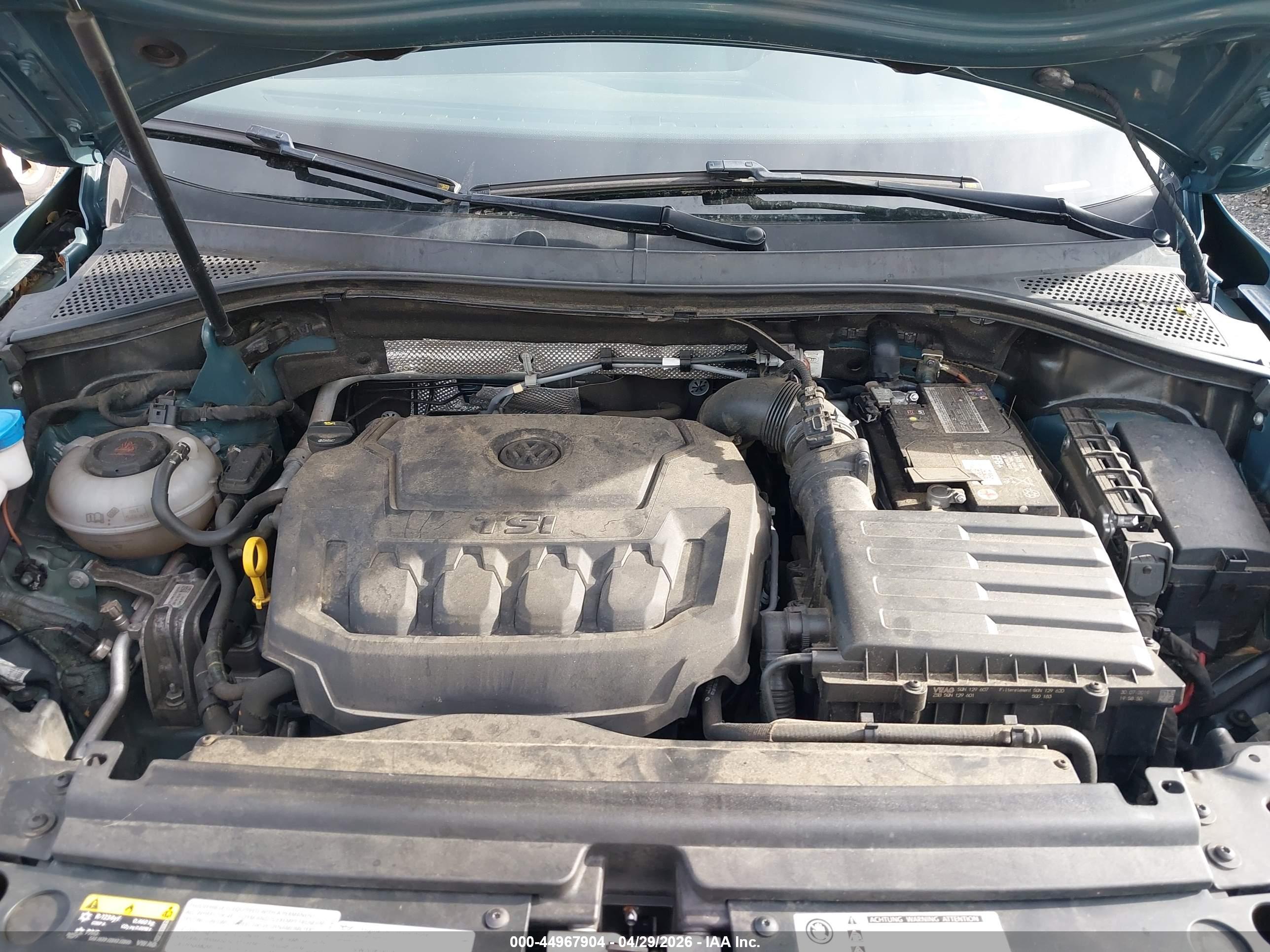 VOLKSWAGEN TIGUAN image 10