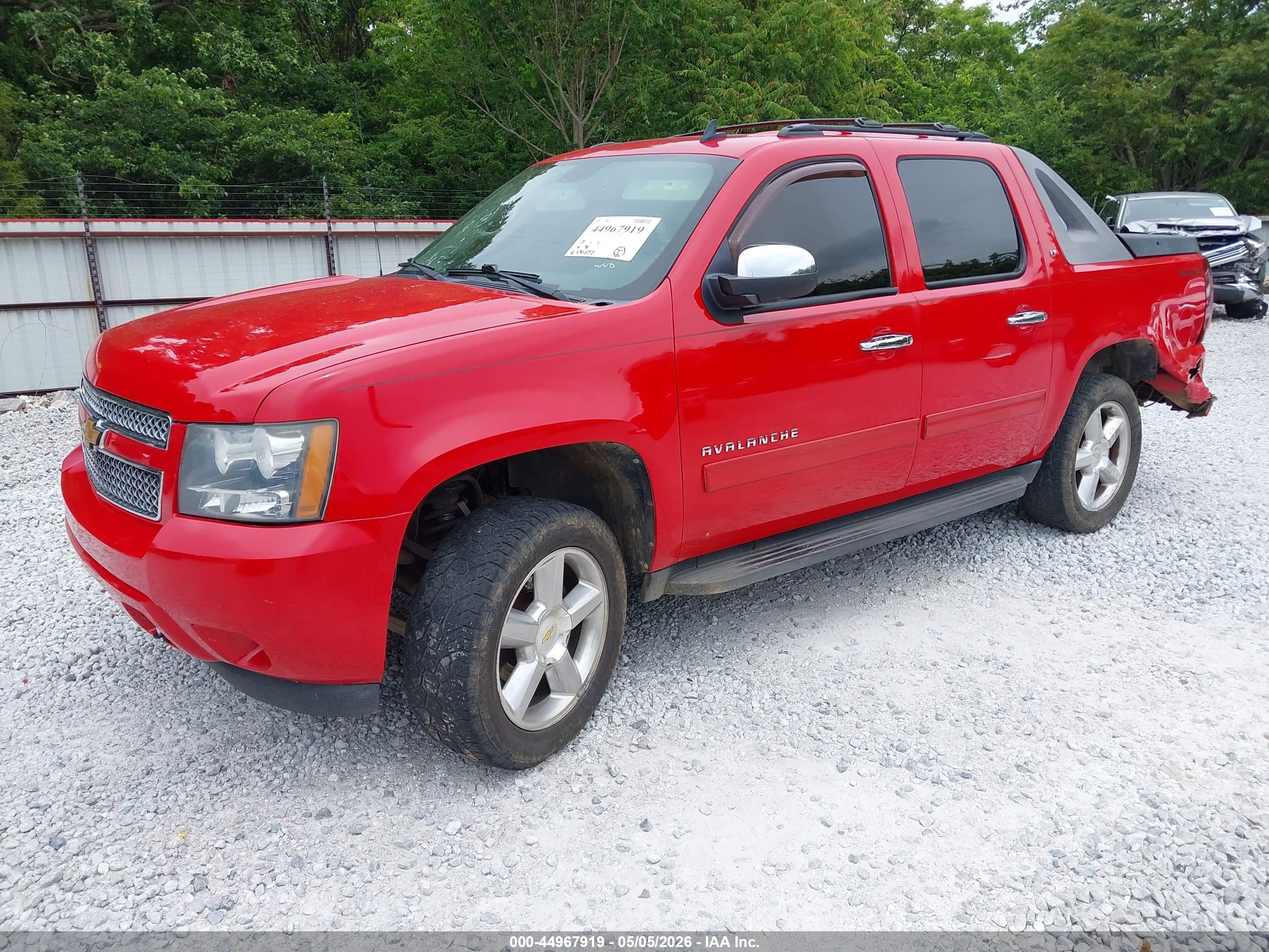 CHEVROLET AVALANCHE image 2