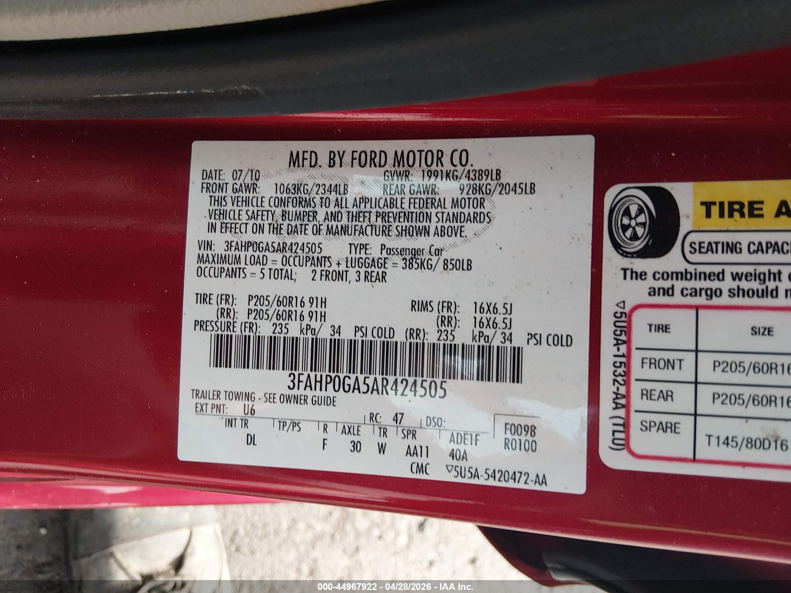 FORD FUSION image 9