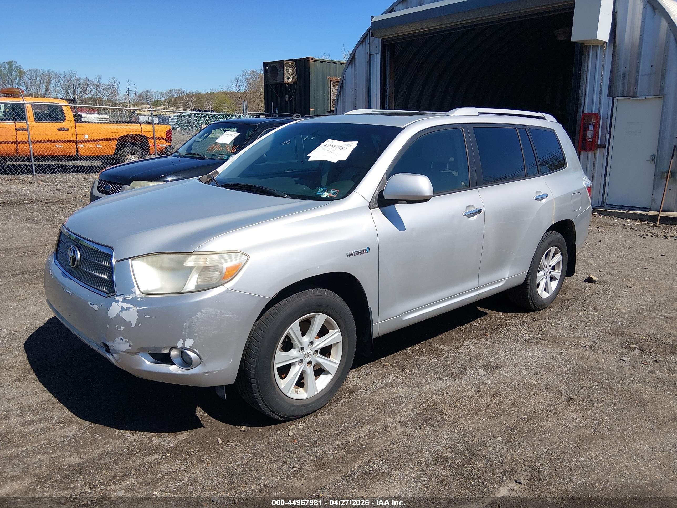 TOYOTA HIGHLANDER image 2