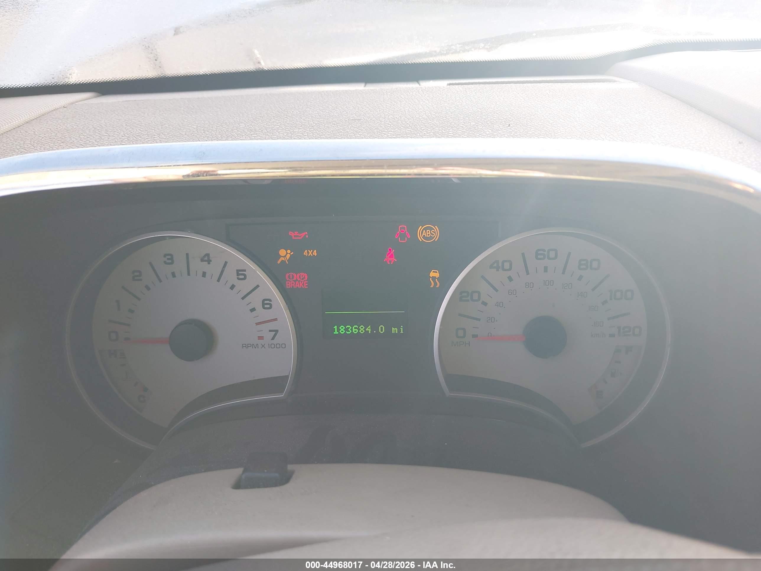 FORD EXPLORER image 7