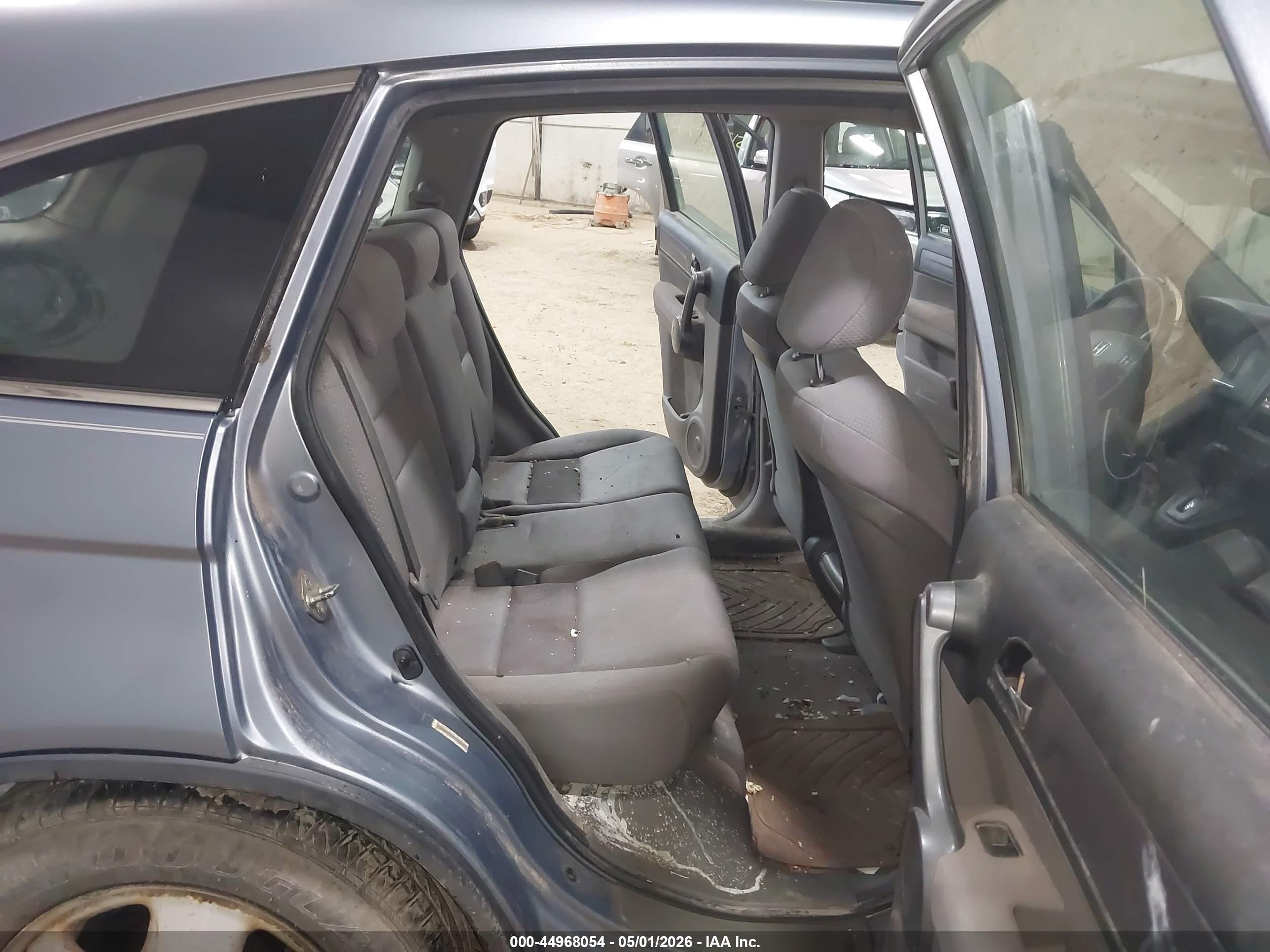 HONDA CR-V image 8