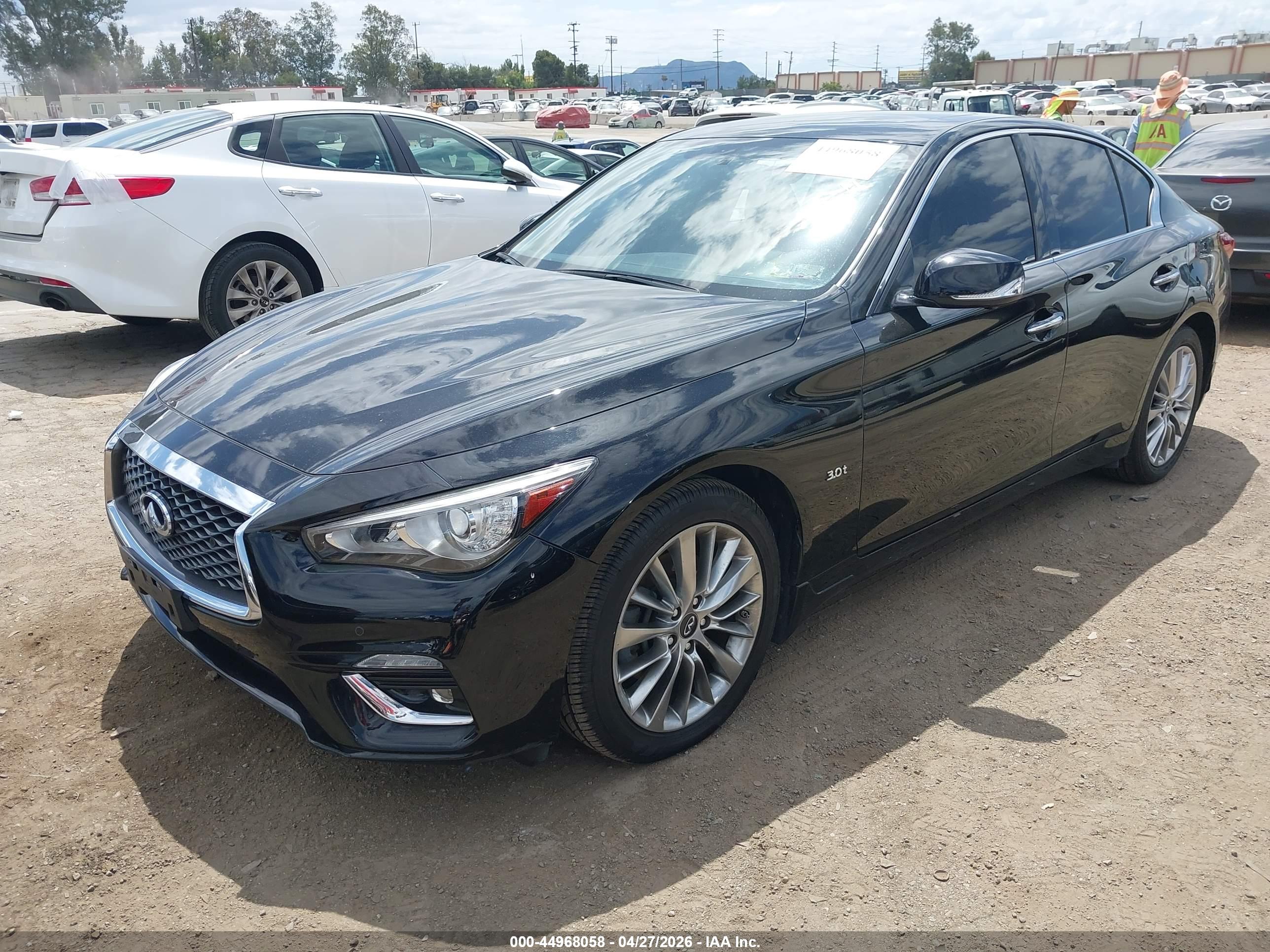 INFINITI Q50 image 2